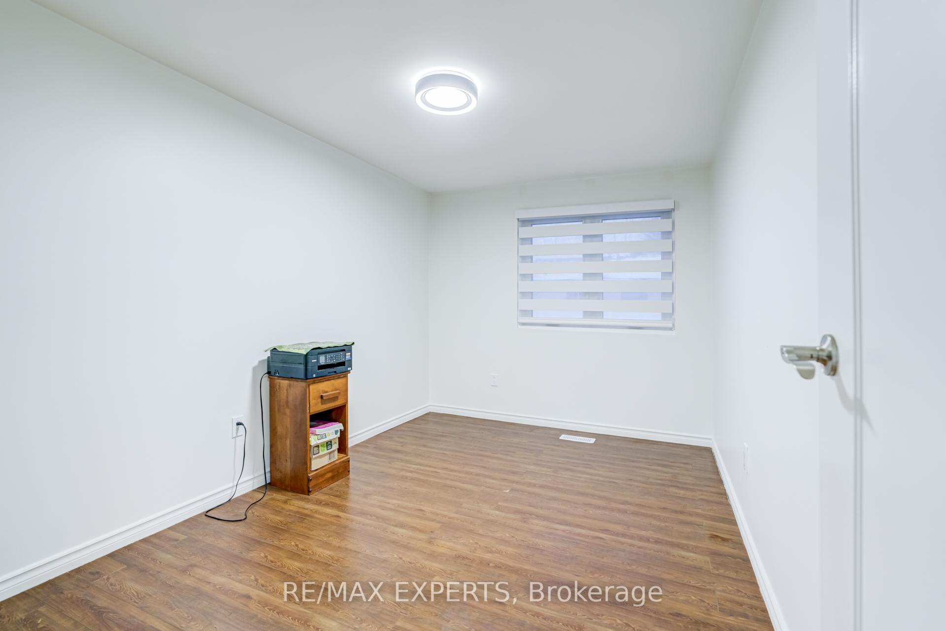 Photo 32 of 10 Knightsbridge Way, Markham, Markham Village — HOMEH