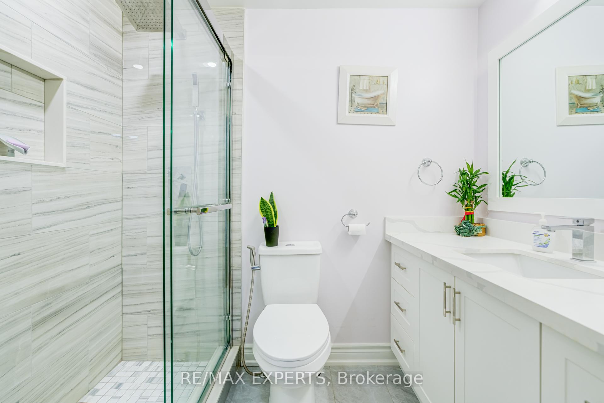 Photo 35 of 10 Knightsbridge Way, Markham, Markham Village — HOMEH