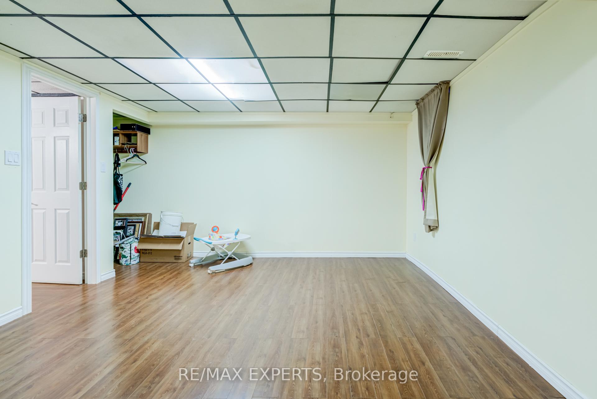 Photo 39 of 10 Knightsbridge Way, Markham, Markham Village — HOMEH