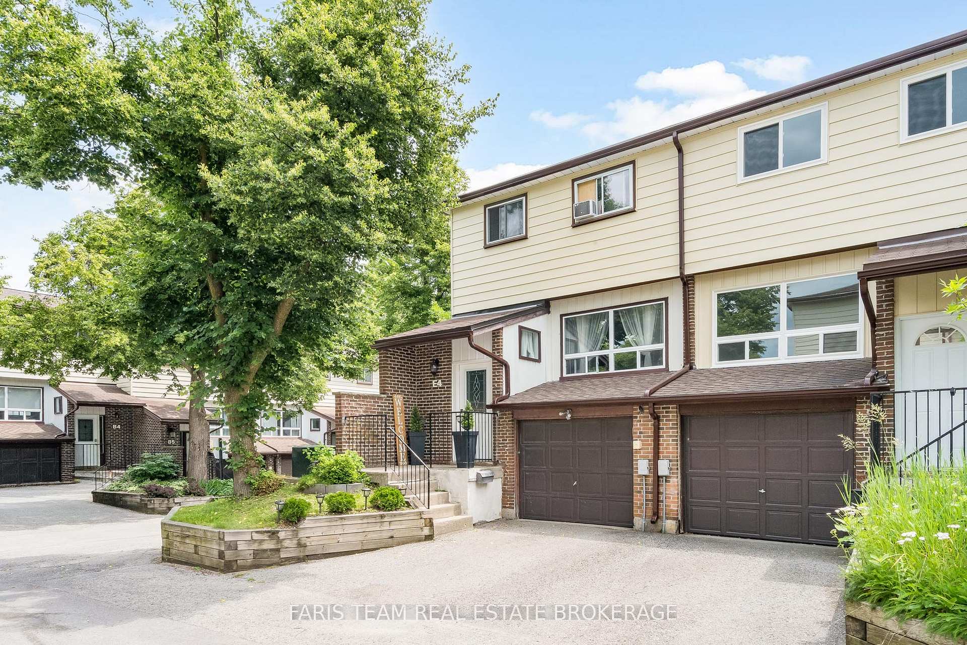 Photo 2 of Unit E4, 63 Ferris Lane, Barrie, Cundles East — HOMEH