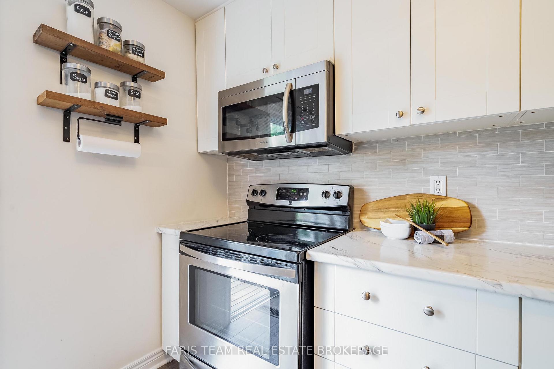 Photo 6 of Unit E4, 63 Ferris Lane, Barrie, Cundles East — HOMEH