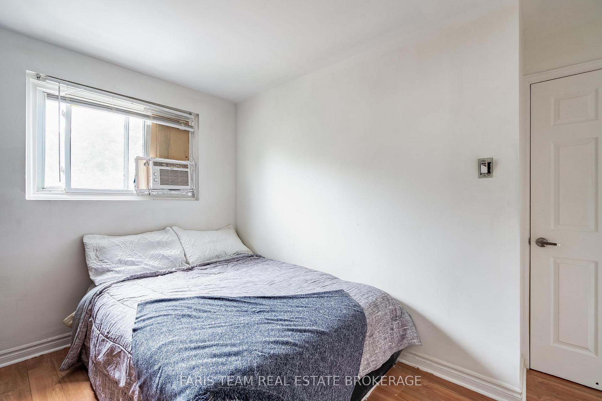 Photo 17 of Unit E4, 63 Ferris Lane, Barrie, Cundles East — HOMEH