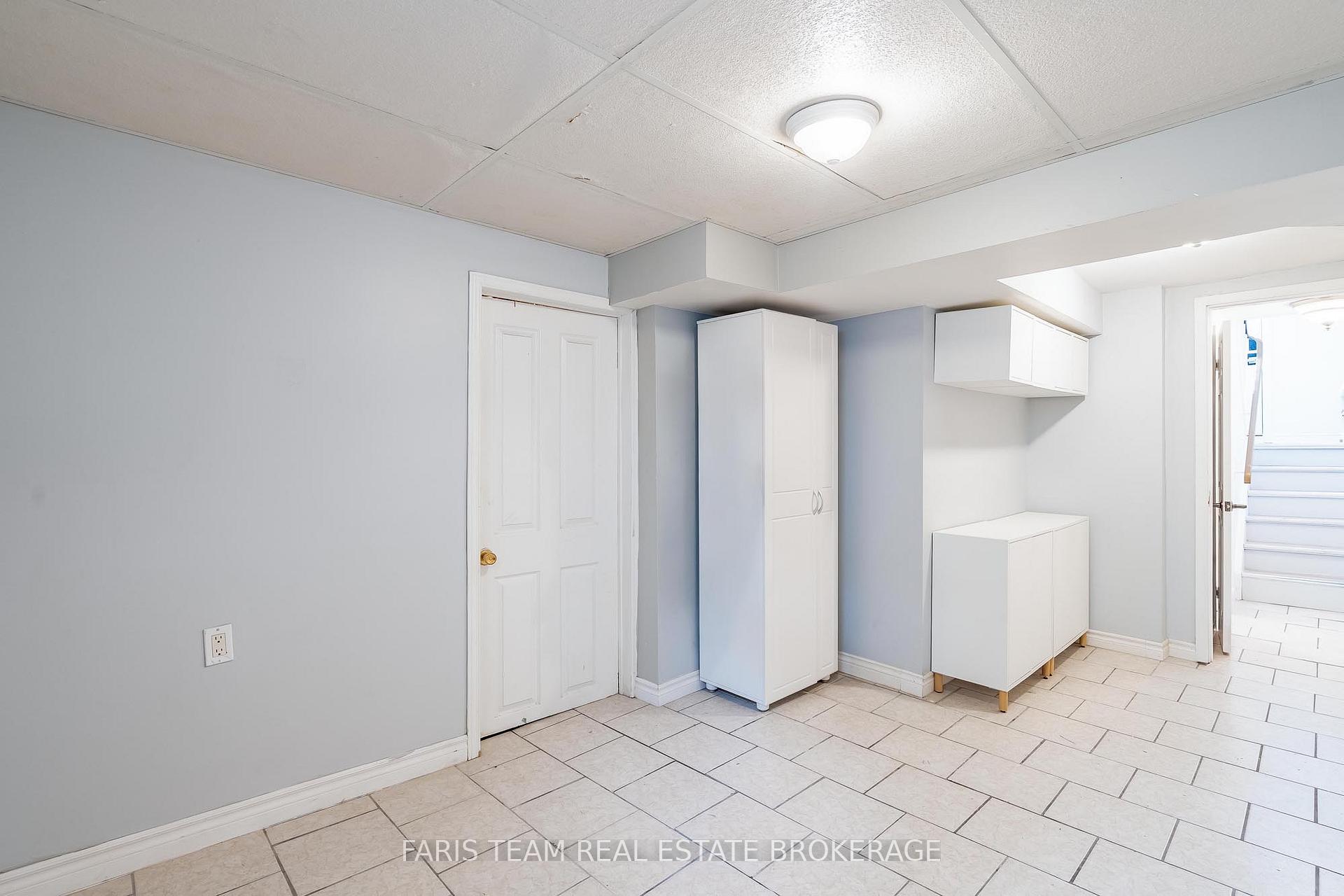 Photo 22 of Unit E4, 63 Ferris Lane, Barrie, Cundles East — HOMEH