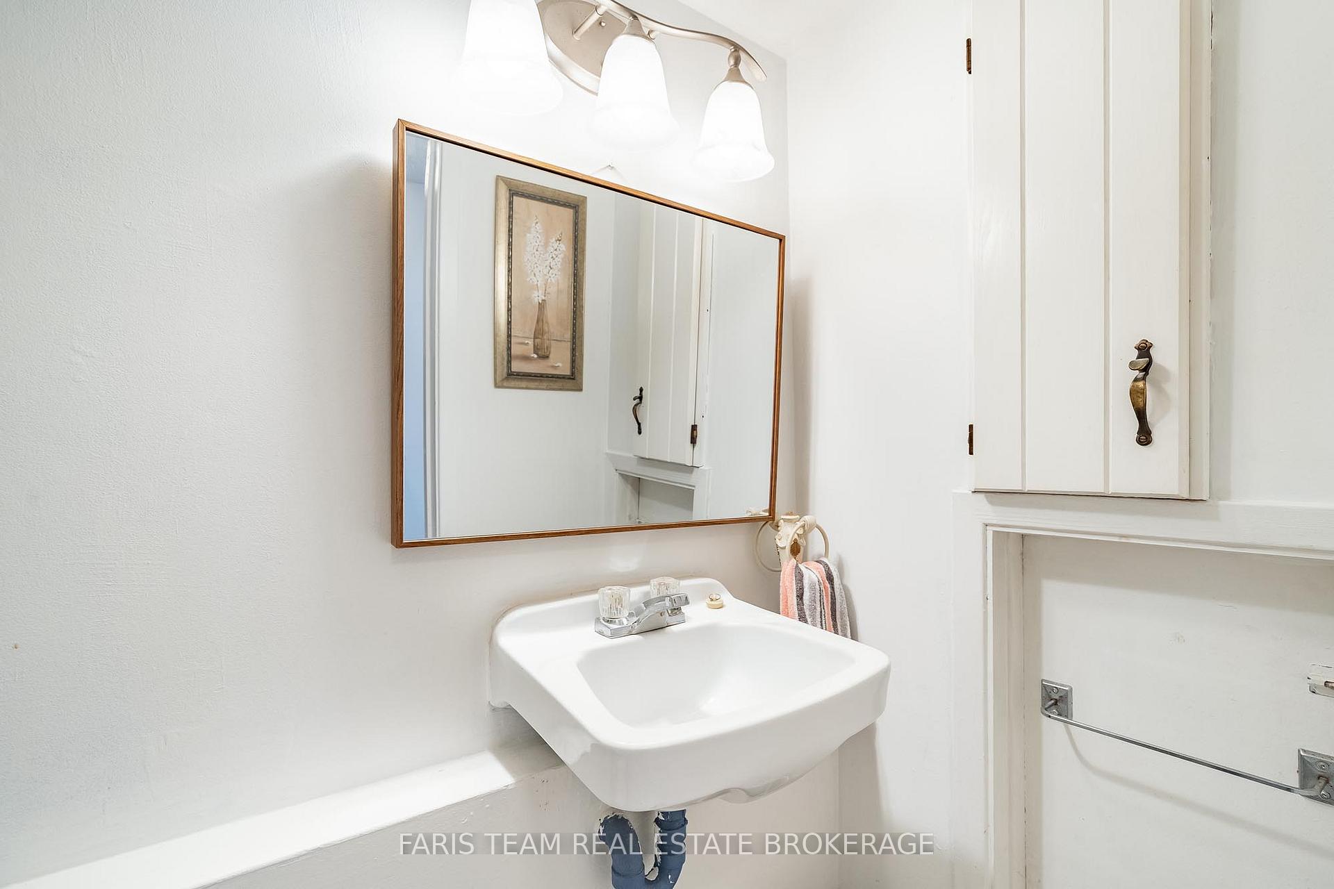 Photo 23 of Unit E4, 63 Ferris Lane, Barrie, Cundles East — HOMEH