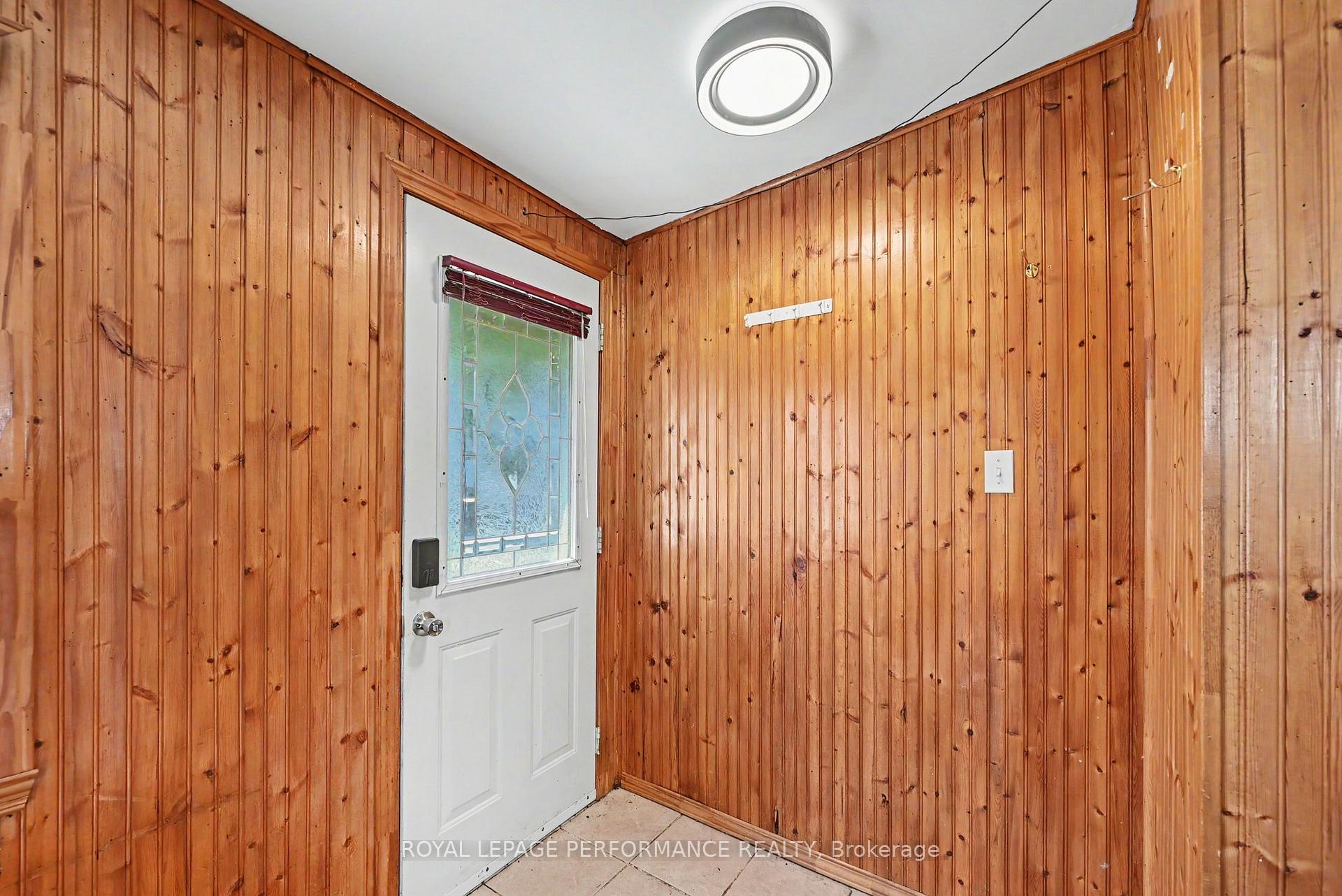 Photo 6 of 223 Sixth Street W, Cornwall, Cornwall — HOMEH