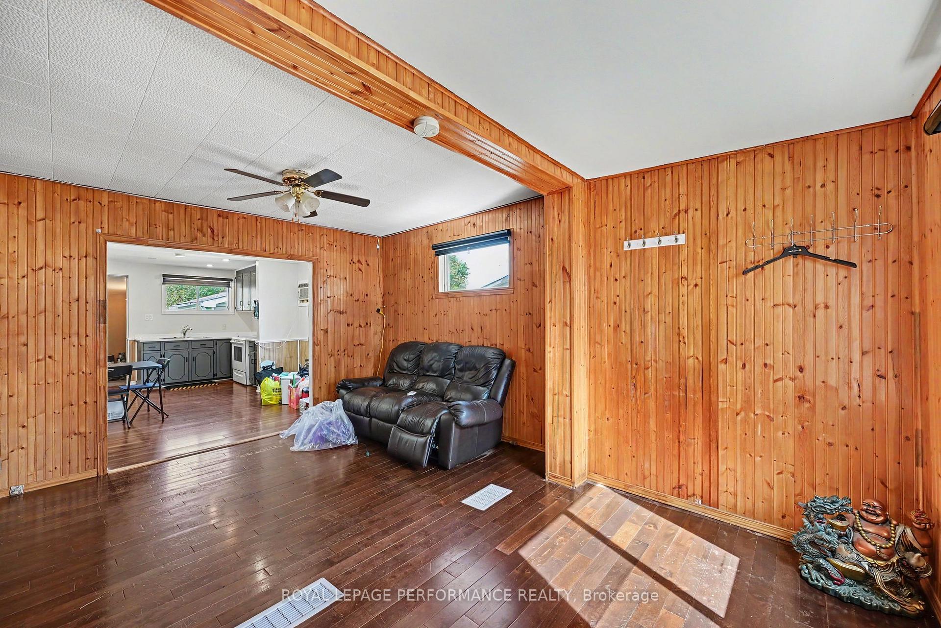 Photo 10 of 223 Sixth Street W, Cornwall, Cornwall — HOMEH