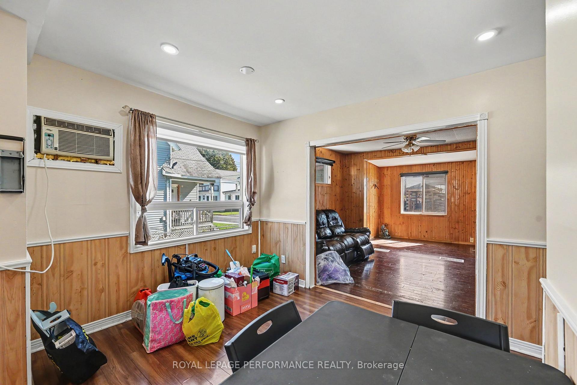 Photo 14 of 223 Sixth Street W, Cornwall, Cornwall — HOMEH