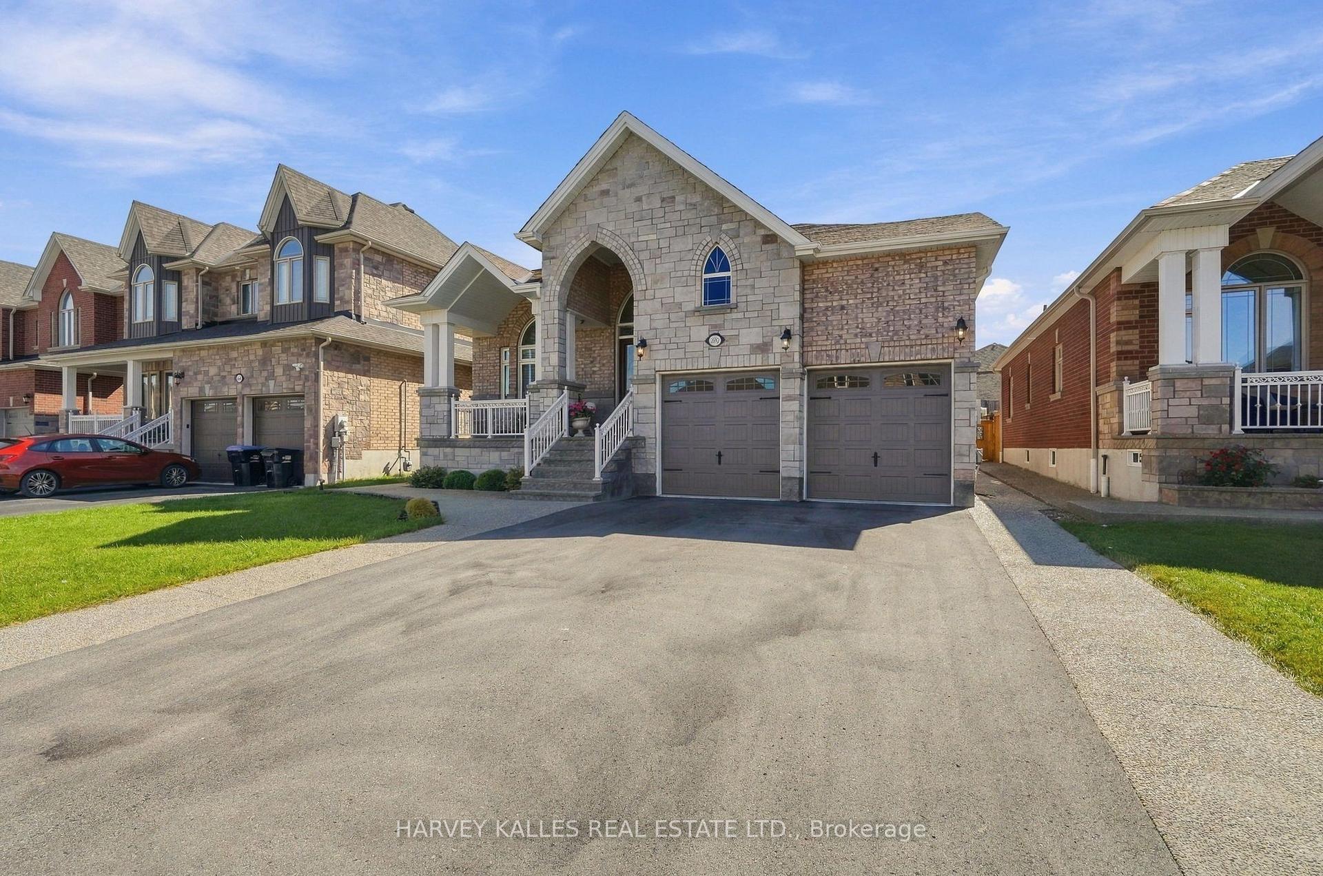 Photo 8 of 1650 Rizzardo Crescent, Innisfil, Alcona — HOMEH