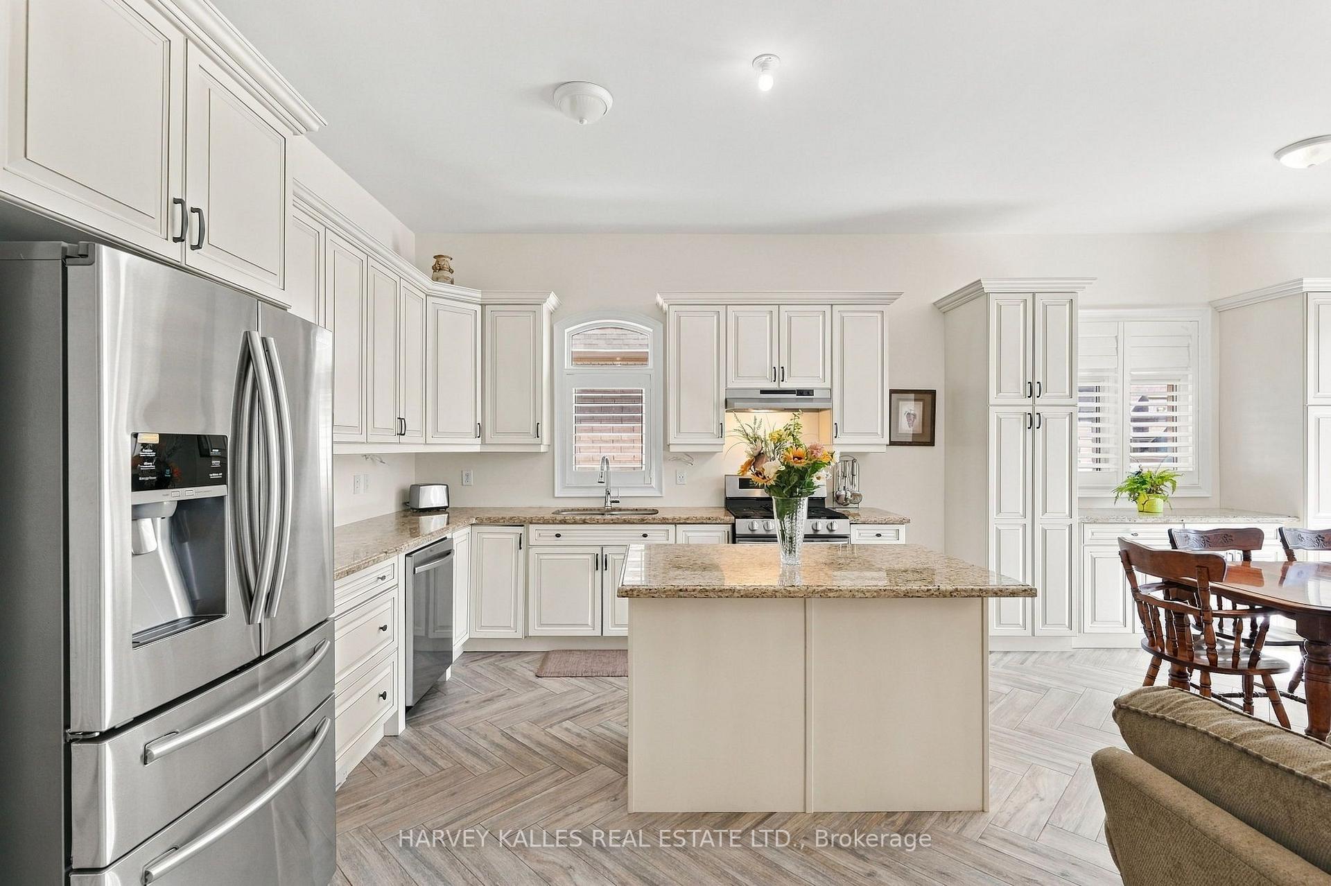 Photo 19 of 1650 Rizzardo Crescent, Innisfil, Alcona — HOMEH