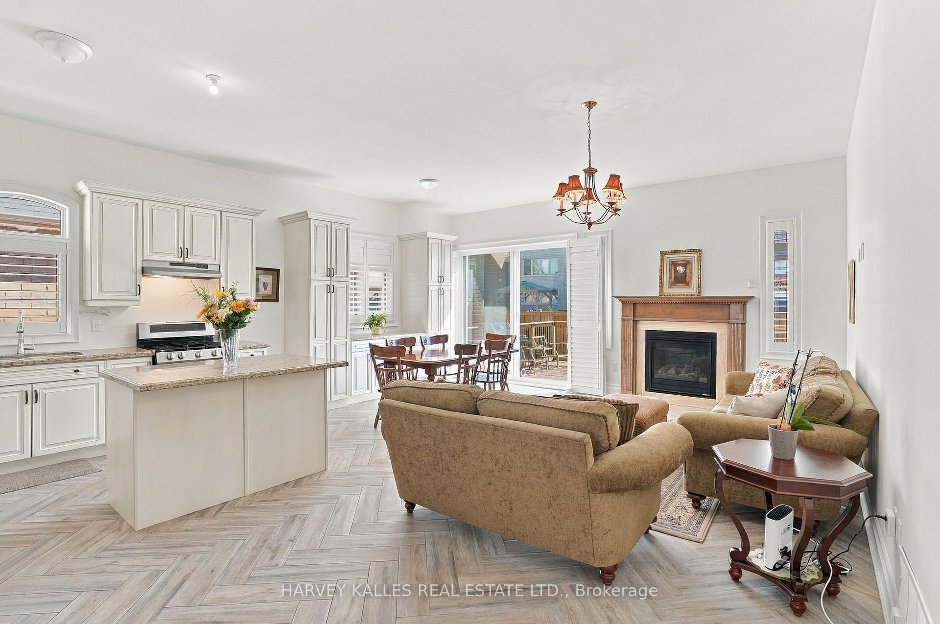 Photo 25 of 1650 Rizzardo Crescent, Innisfil, Alcona — HOMEH