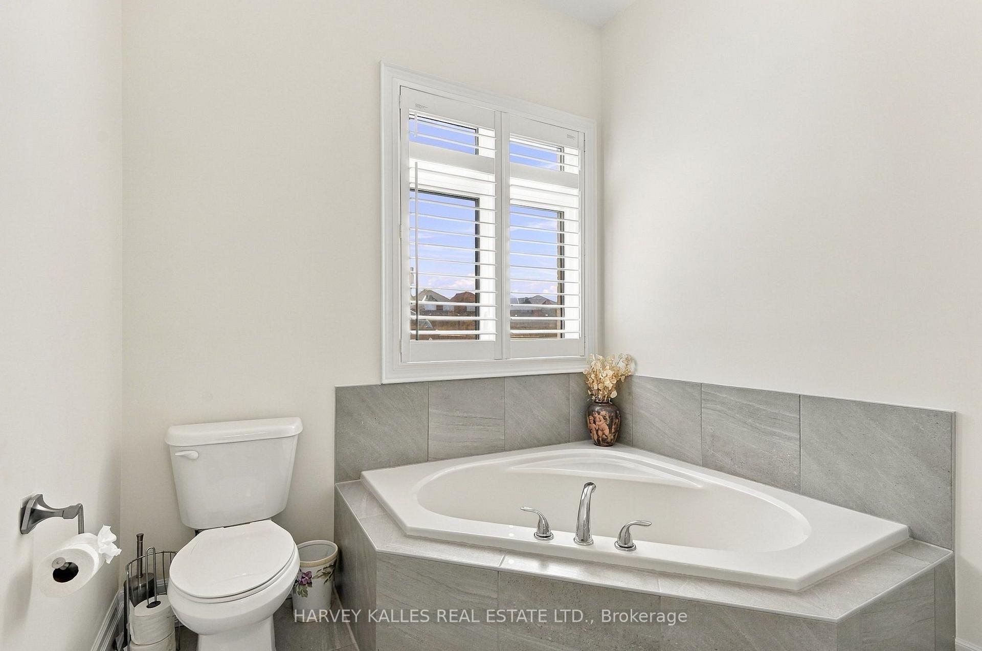 Photo 42 of 1650 Rizzardo Crescent, Innisfil, Alcona — HOMEH