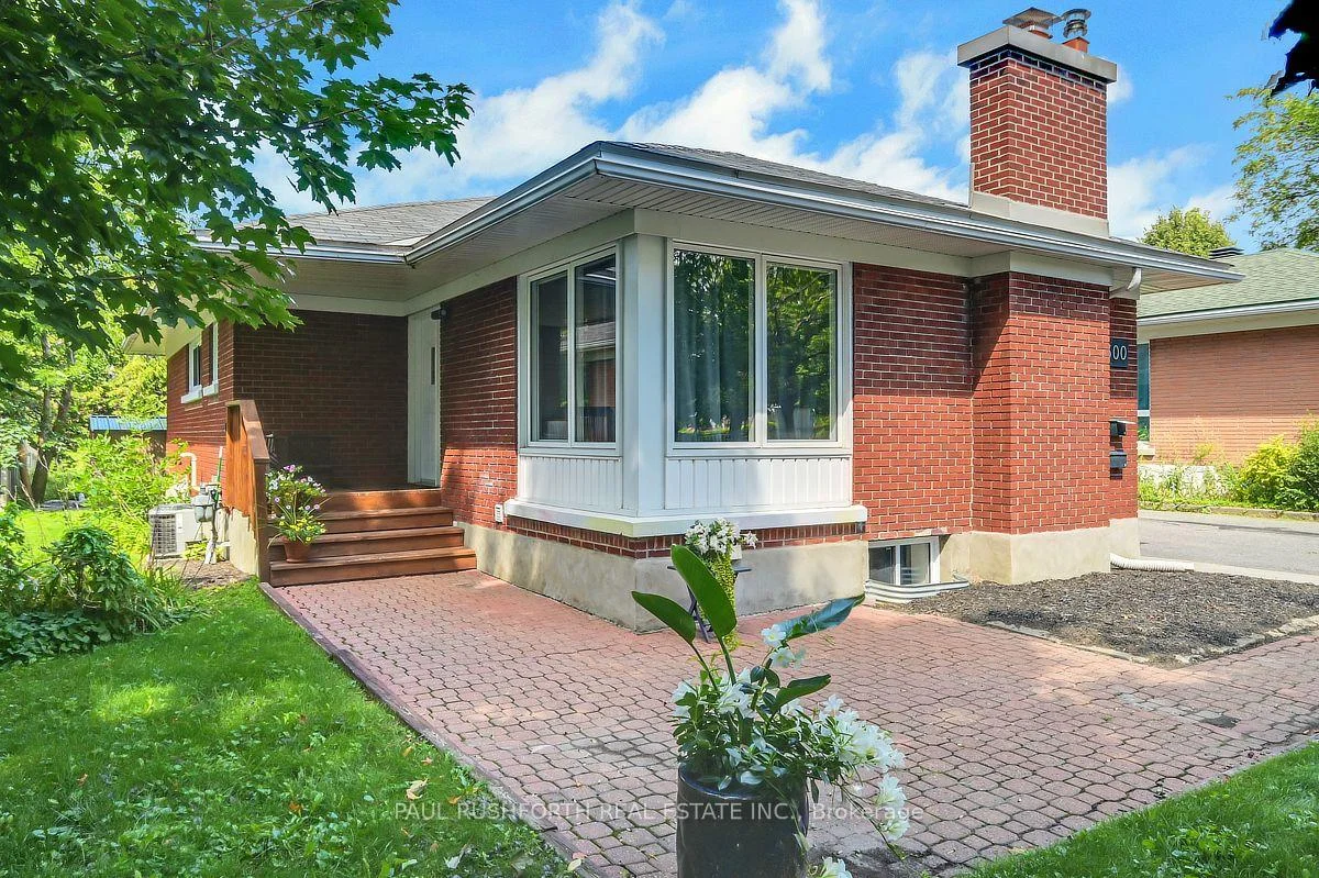 Photo 4 of 1300 Field Street, Ottawa, Bel Air Park — HOMEH