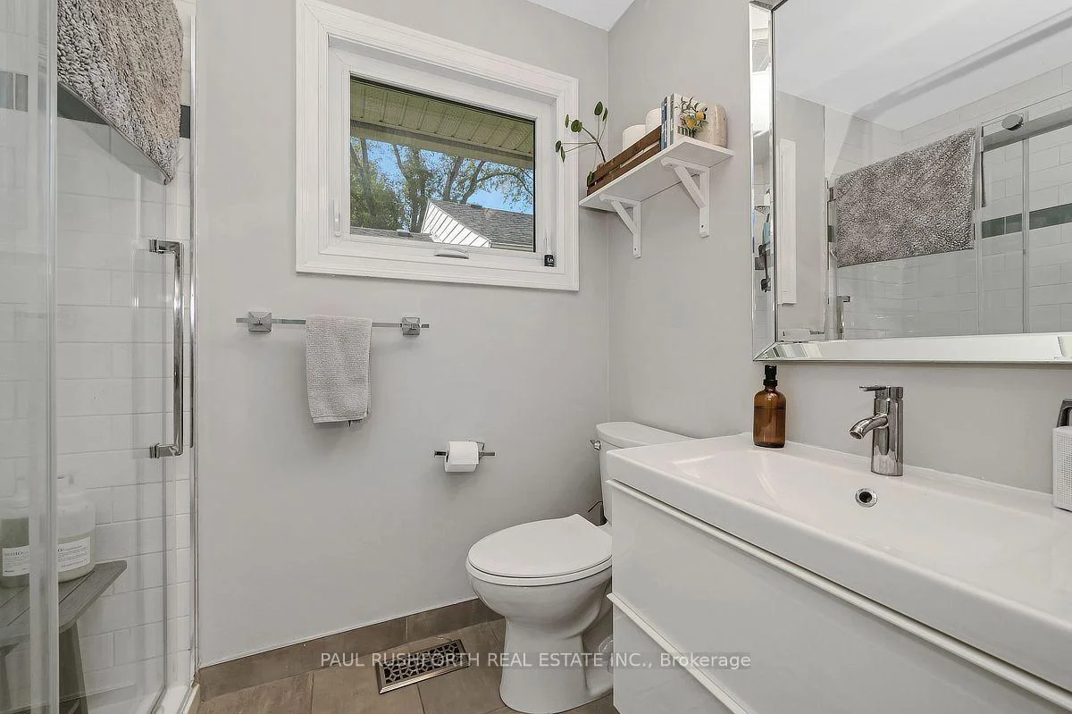 Photo 32 of 1300 Field Street, Ottawa, Bel Air Park — HOMEH