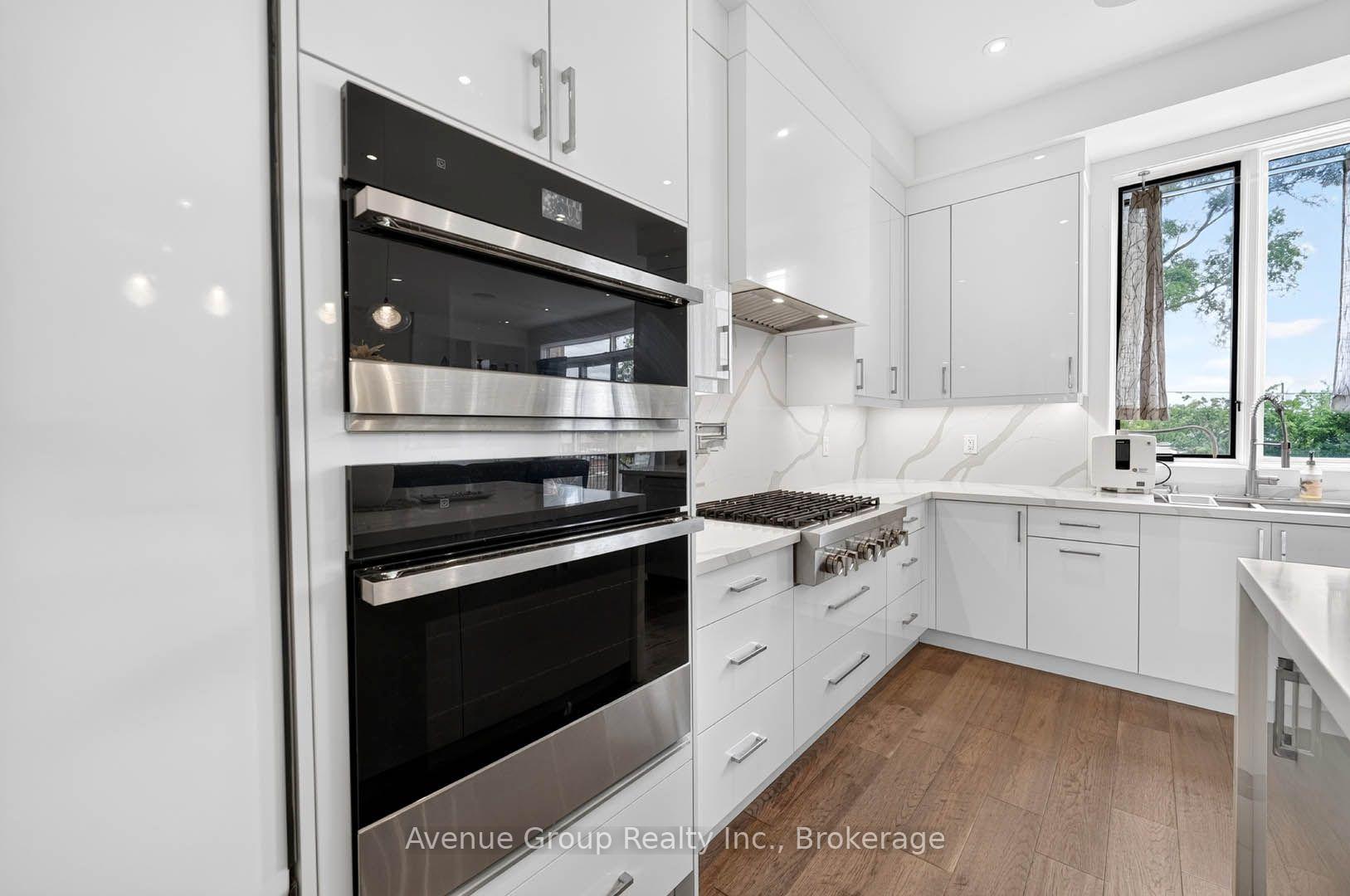 Photo 14 of 33 Cartwright Avenue, North York, Yorkdale-Glen Park — HOMEH