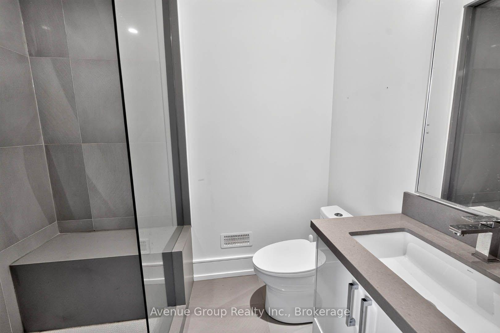 Photo 36 of 33 Cartwright Avenue, North York, Yorkdale-Glen Park — HOMEH