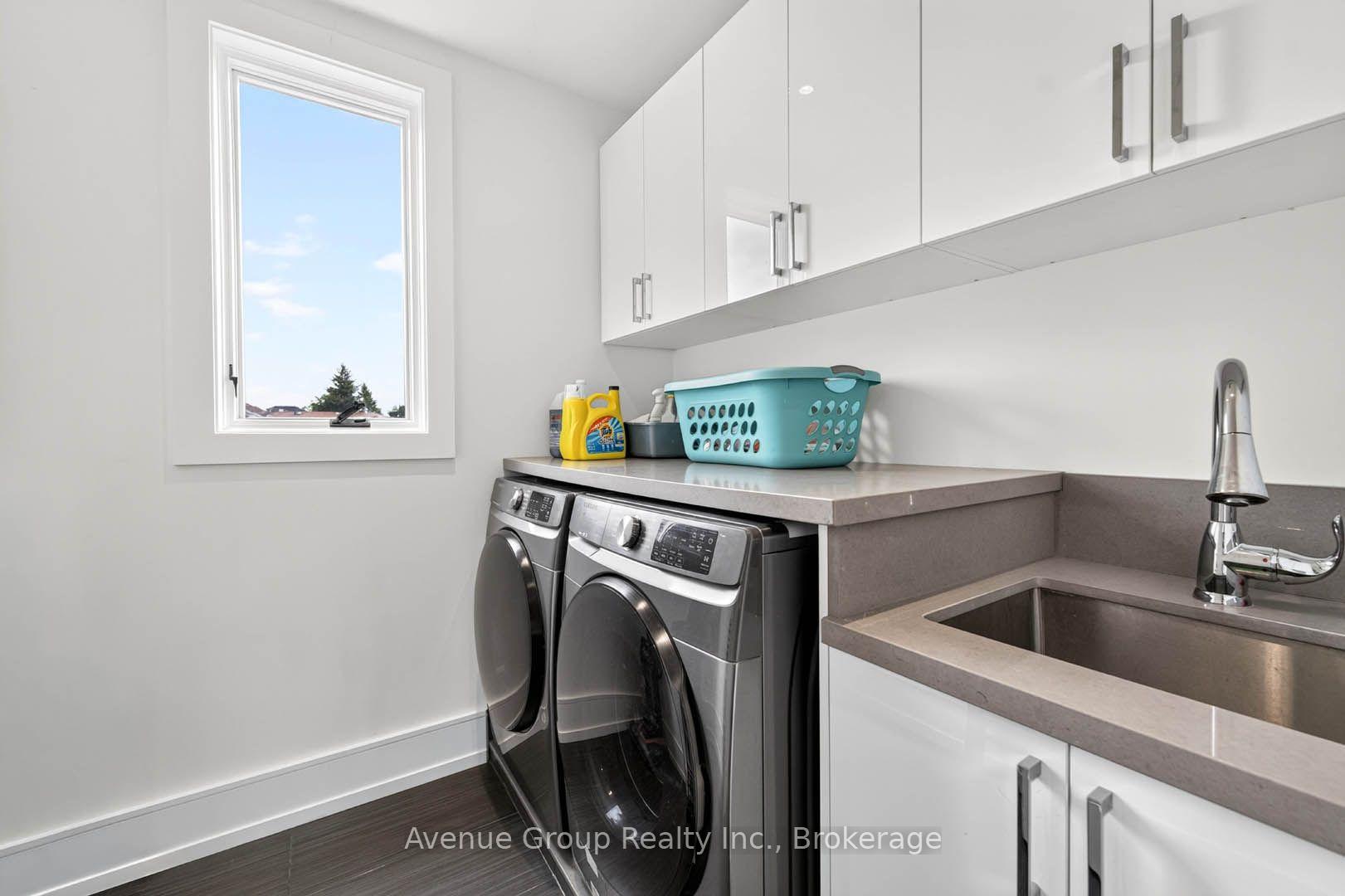 Photo 38 of 33 Cartwright Avenue, North York, Yorkdale-Glen Park — HOMEH