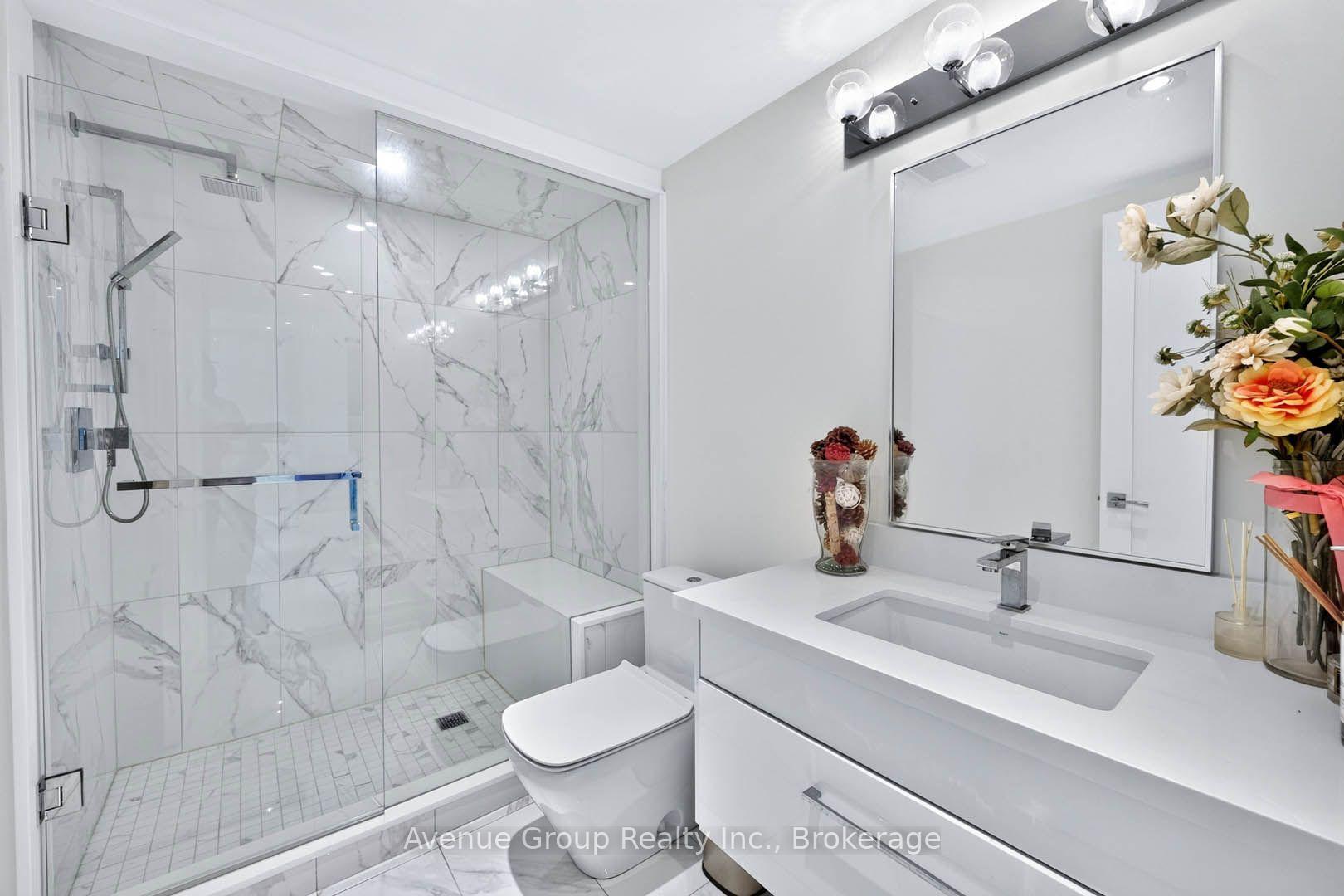 Photo 44 of 33 Cartwright Avenue, North York, Yorkdale-Glen Park — HOMEH