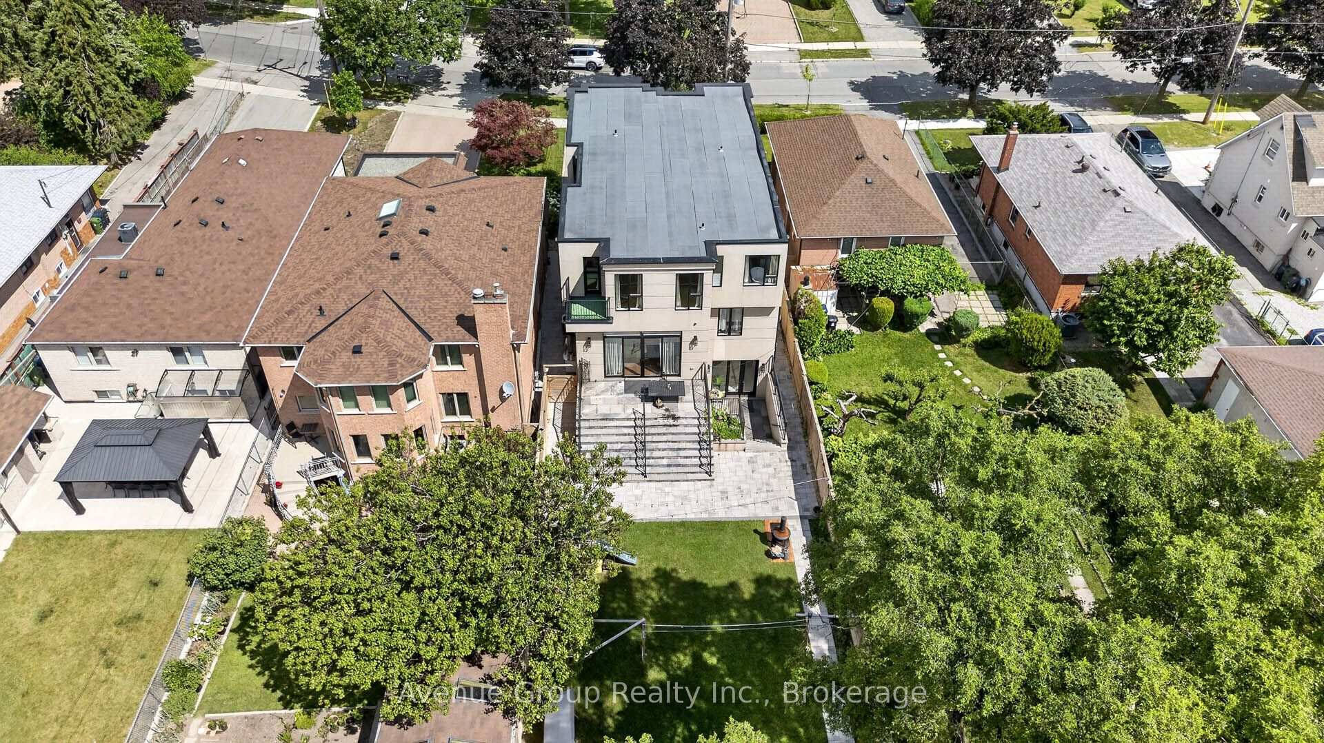 Photo 49 of 33 Cartwright Avenue, North York, Yorkdale-Glen Park — HOMEH