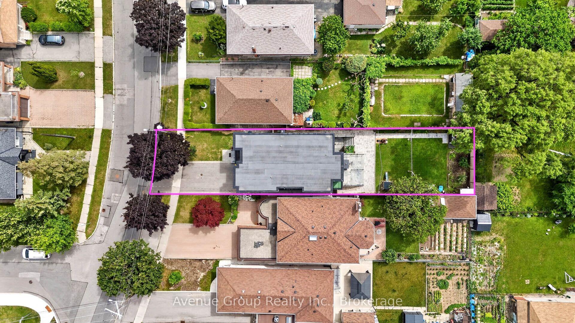 Photo 50 of 33 Cartwright Avenue, North York, Yorkdale-Glen Park — HOMEH