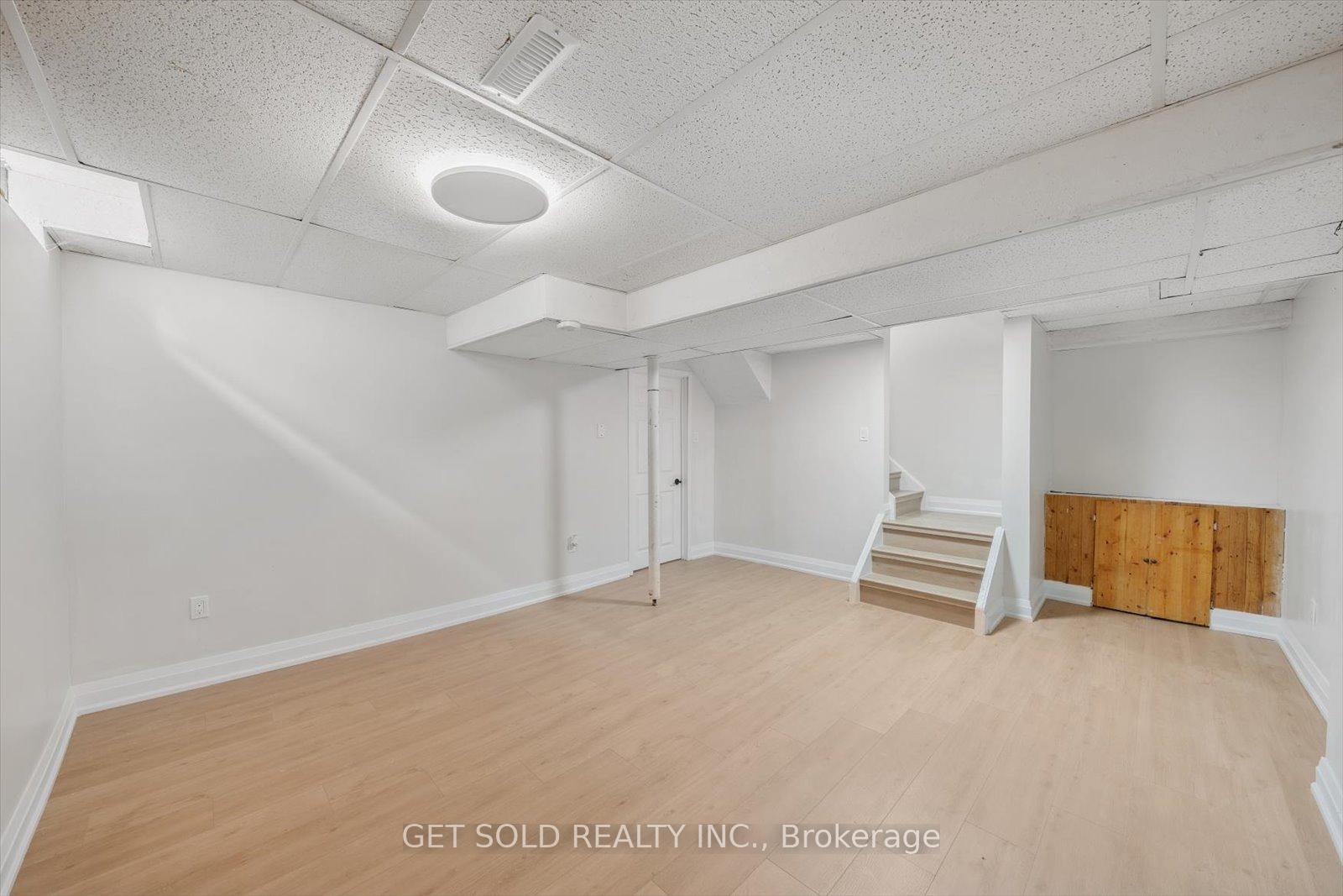 Photo 29 of 232 Kozlov Street, Barrie, West Bayfield — HOMEH