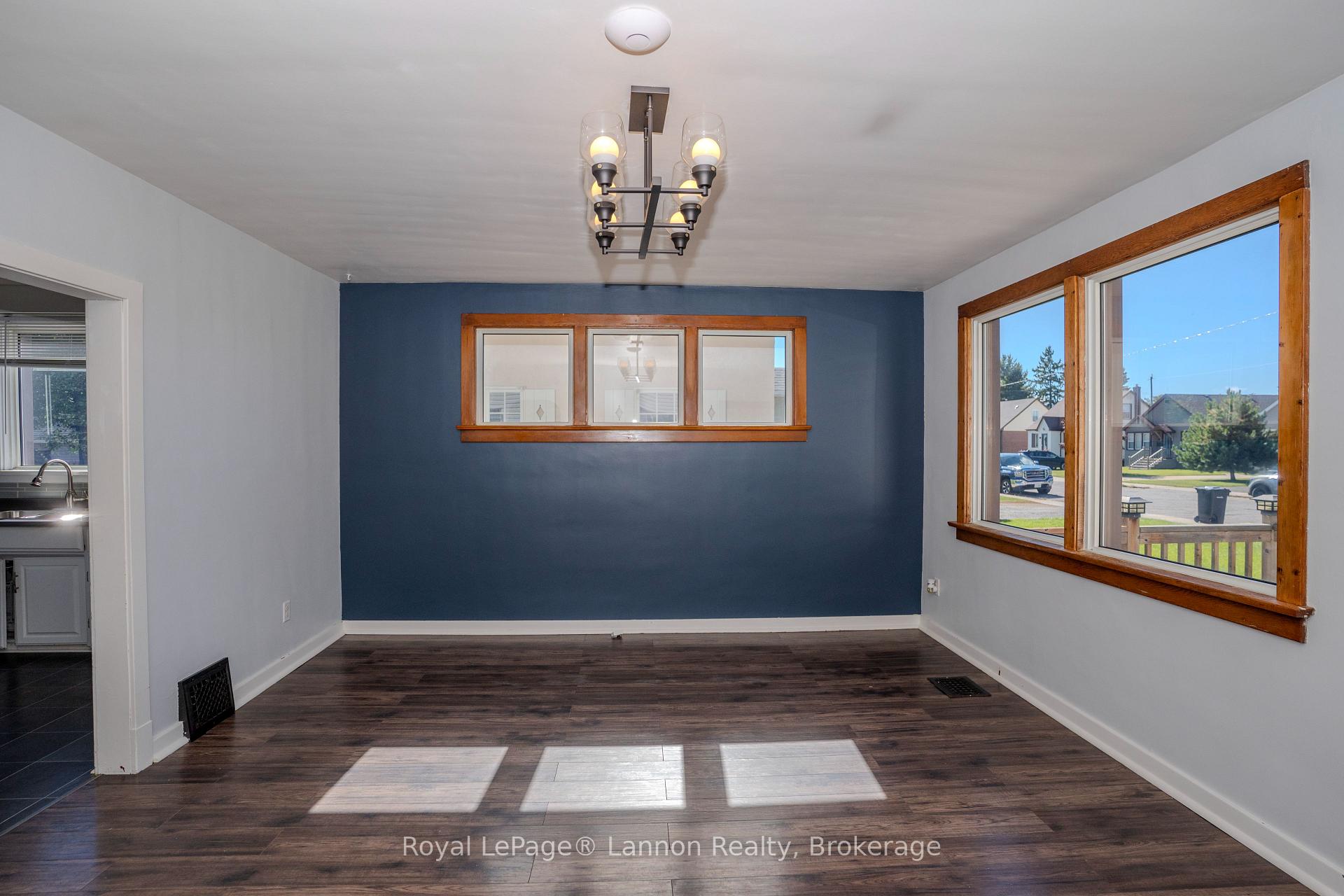 Photo 10 of 738 Mortimer Avenue E, Thunder Bay, Westfort — HOMEH