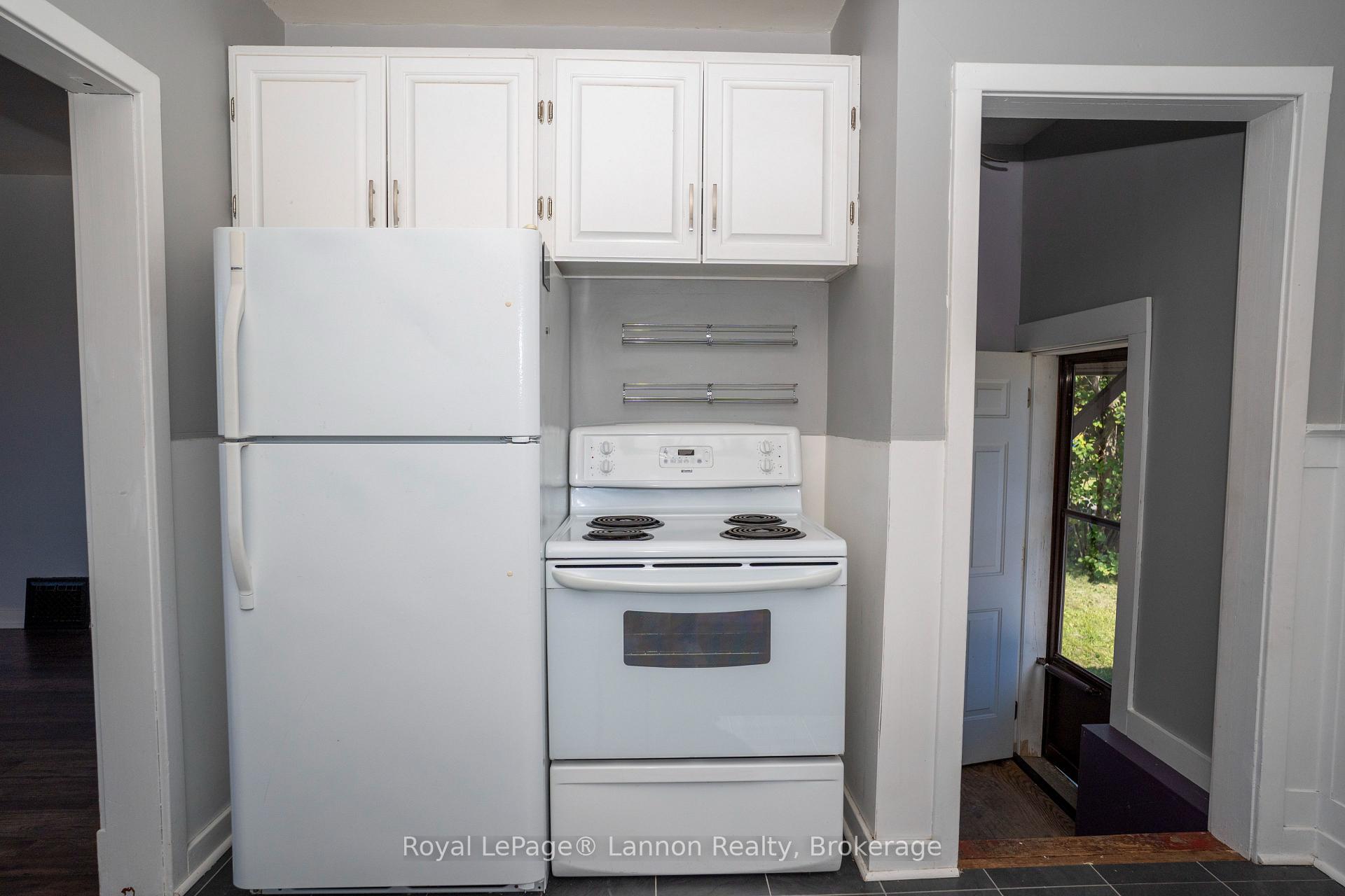 Photo 14 of 738 Mortimer Avenue E, Thunder Bay, Westfort — HOMEH