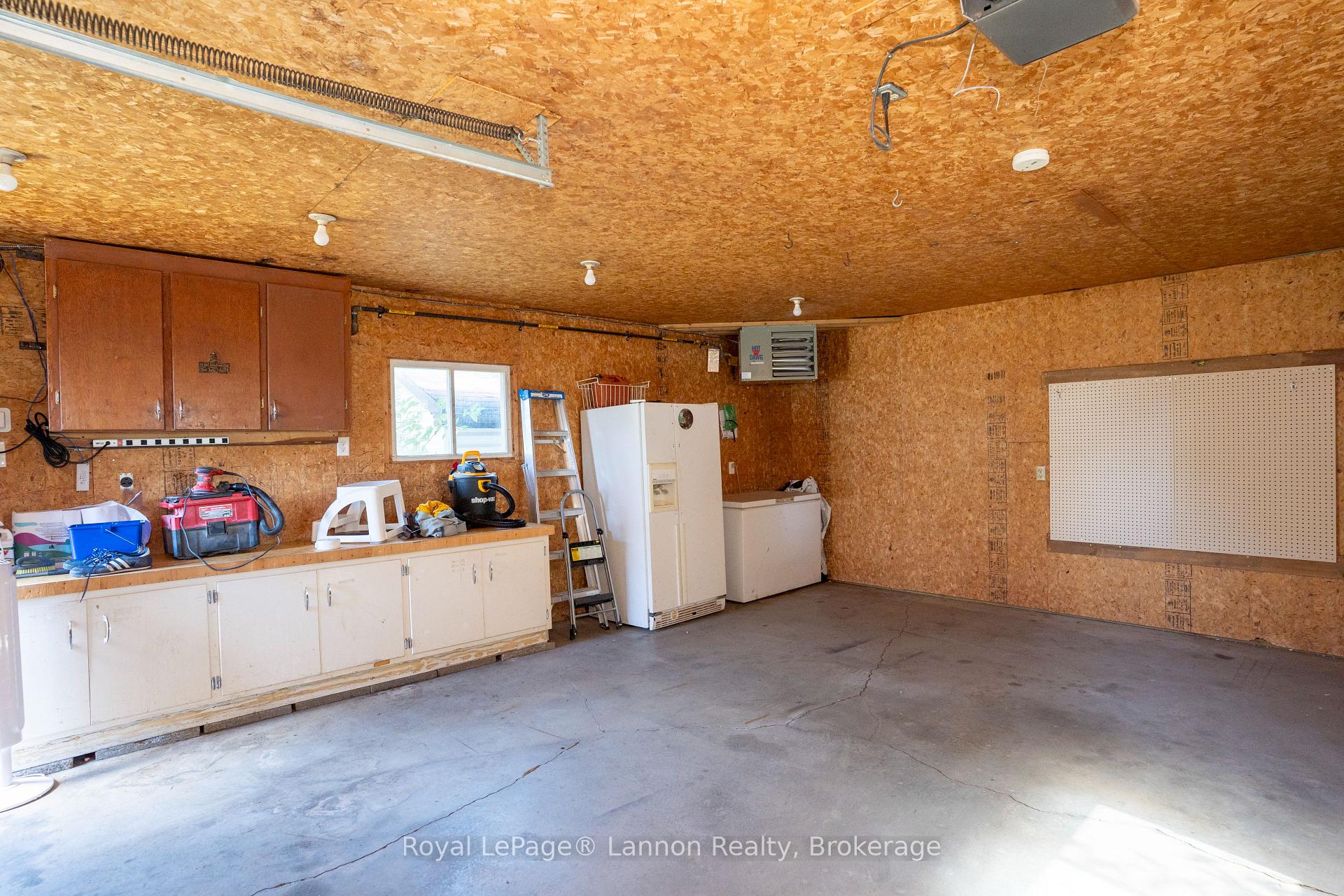 Photo 23 of 738 Mortimer Avenue E, Thunder Bay, Westfort — HOMEH