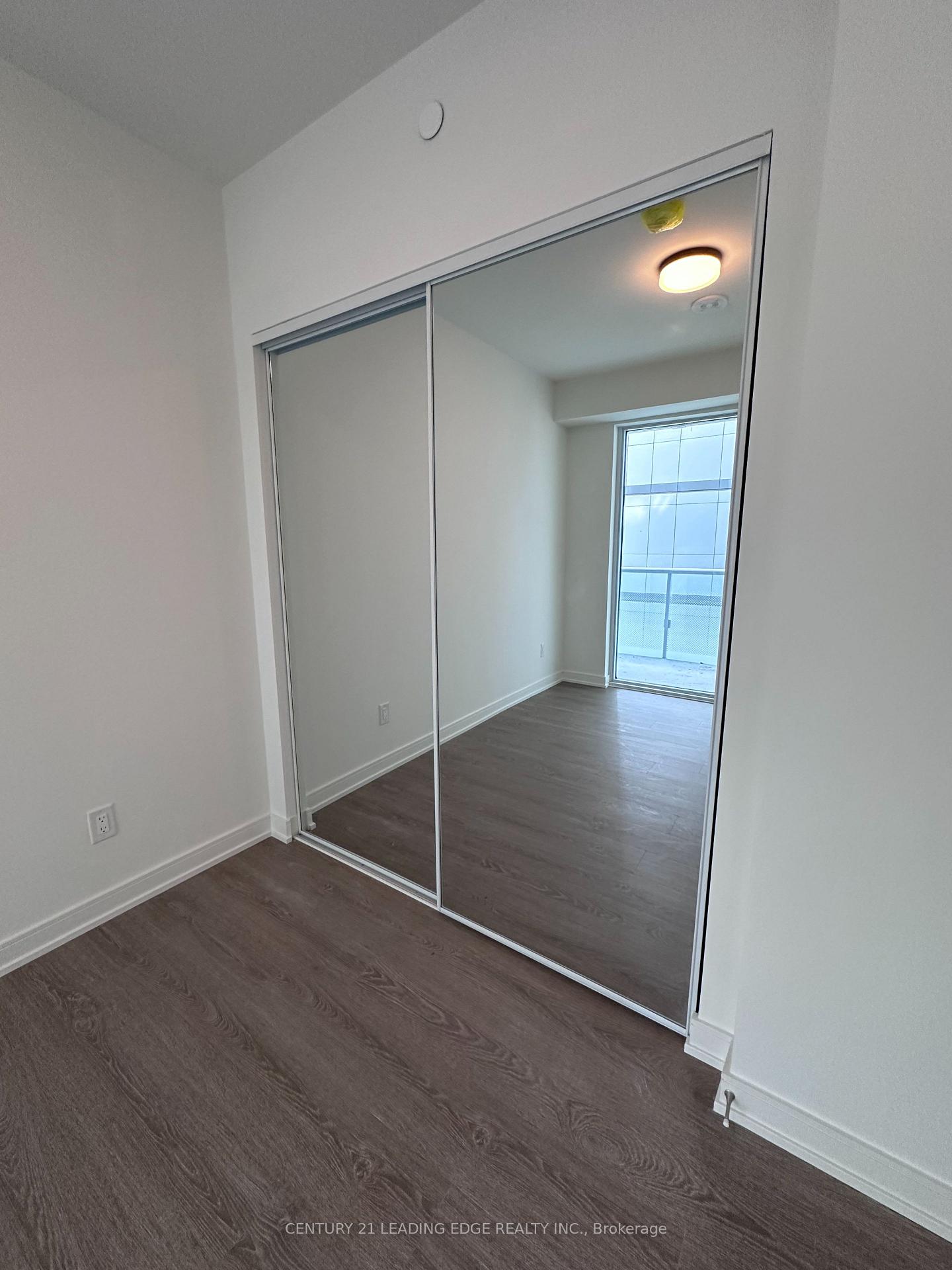 Photo 5 of Unit 415, 425 Front Street E, Toronto, Waterfront Communities — HOMEH