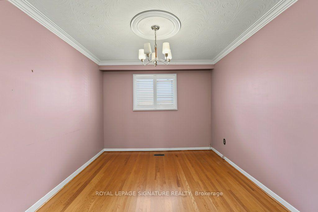 Photo 18 of 56 Apricot Street, Markham, Bayview Glen — HOMEH