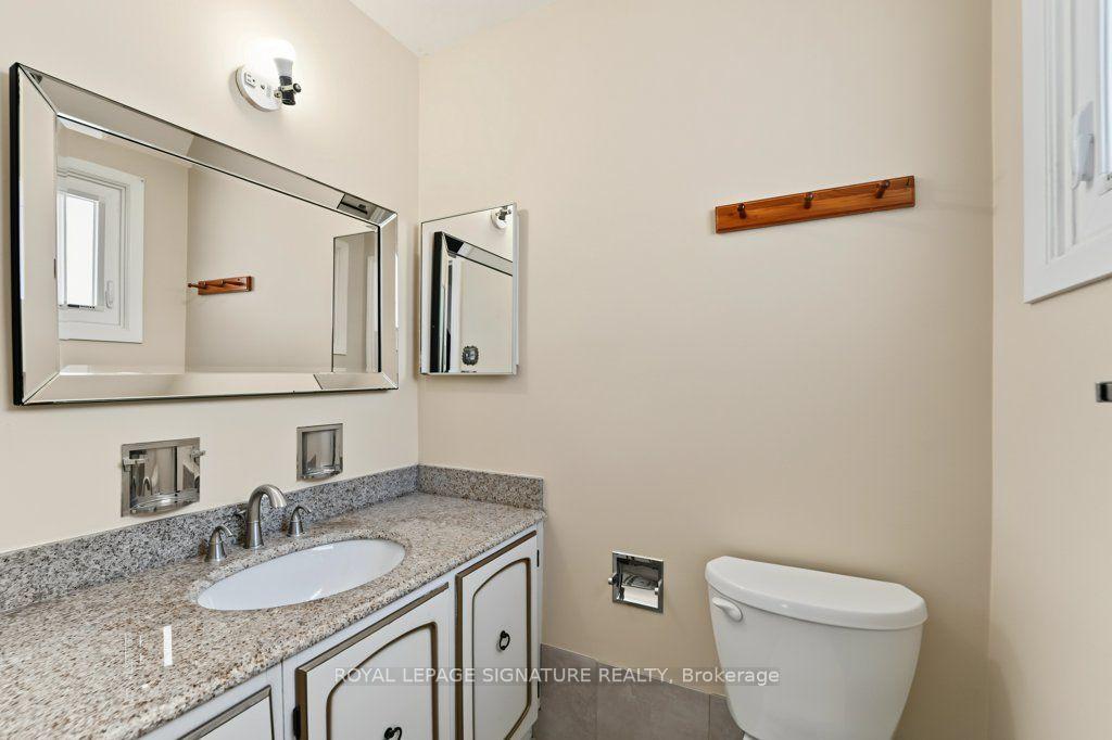 Photo 24 of 56 Apricot Street, Markham, Bayview Glen — HOMEH