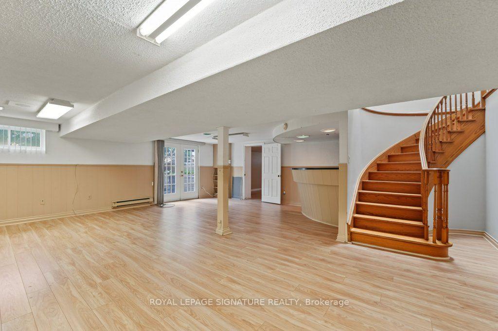Photo 27 of 56 Apricot Street, Markham, Bayview Glen — HOMEH