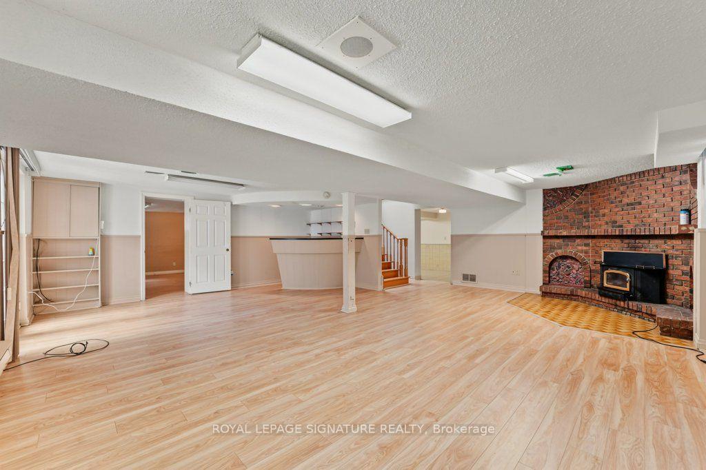 Photo 28 of 56 Apricot Street, Markham, Bayview Glen — HOMEH