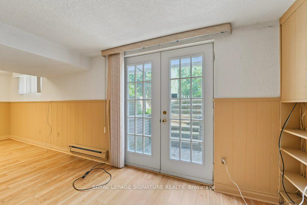 Photo 31 of 56 Apricot Street, Markham, Bayview Glen — HOMEH