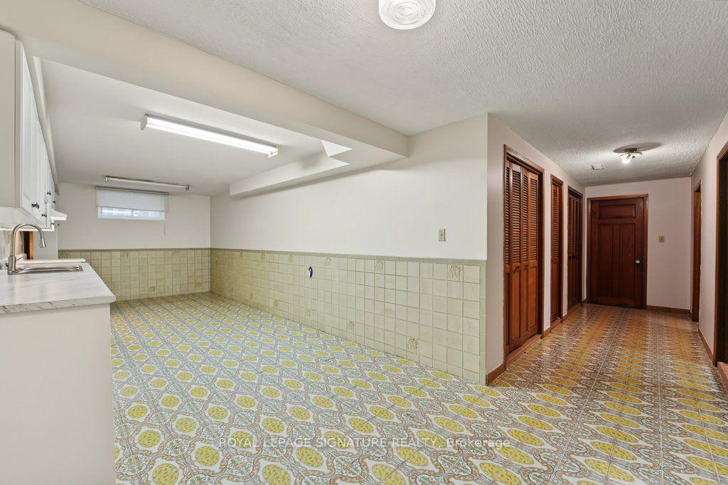 Photo 36 of 56 Apricot Street, Markham, Bayview Glen — HOMEH