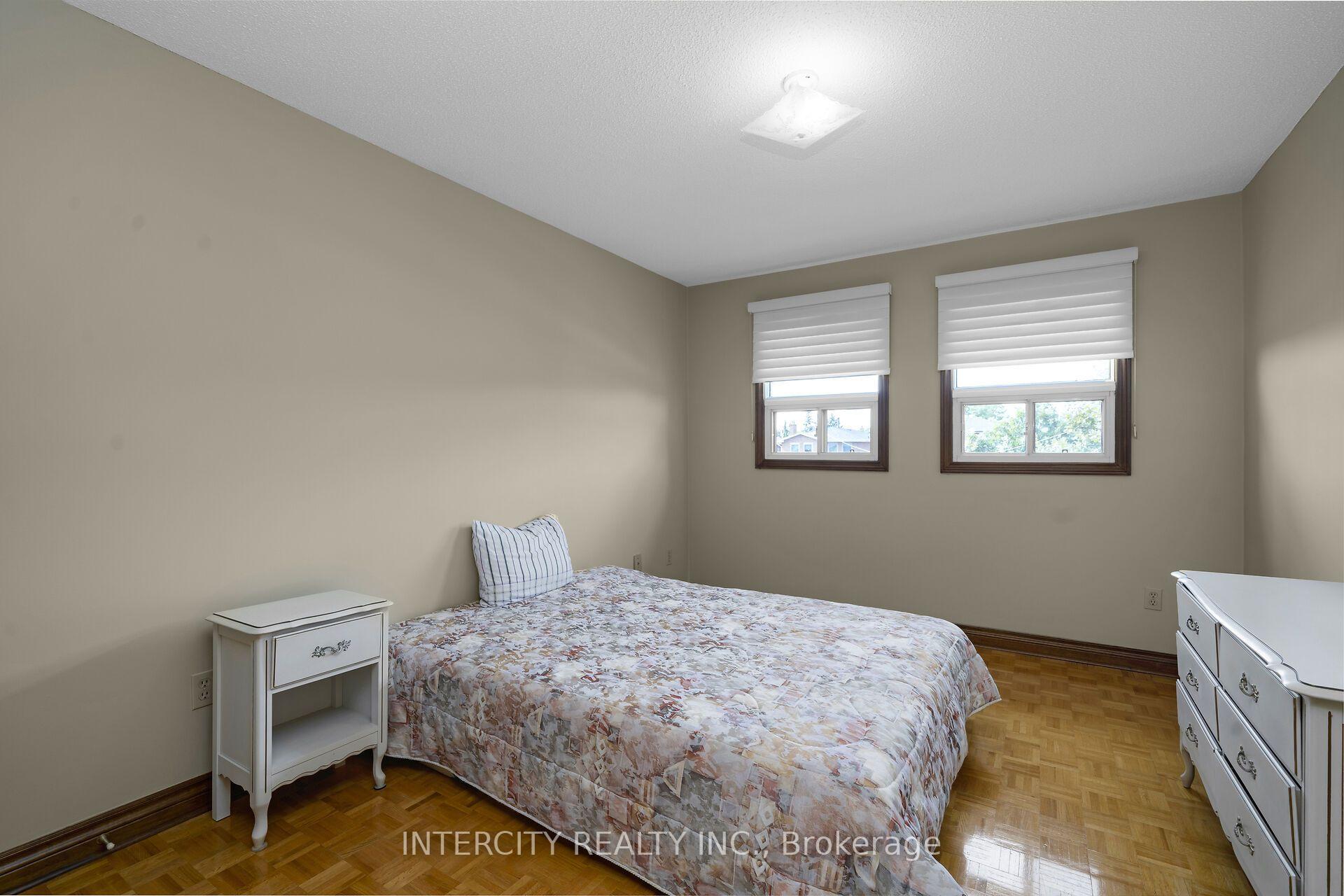Photo 51 of 57 Kaiser Drive, Vaughan, West Woodbridge — HOMEH