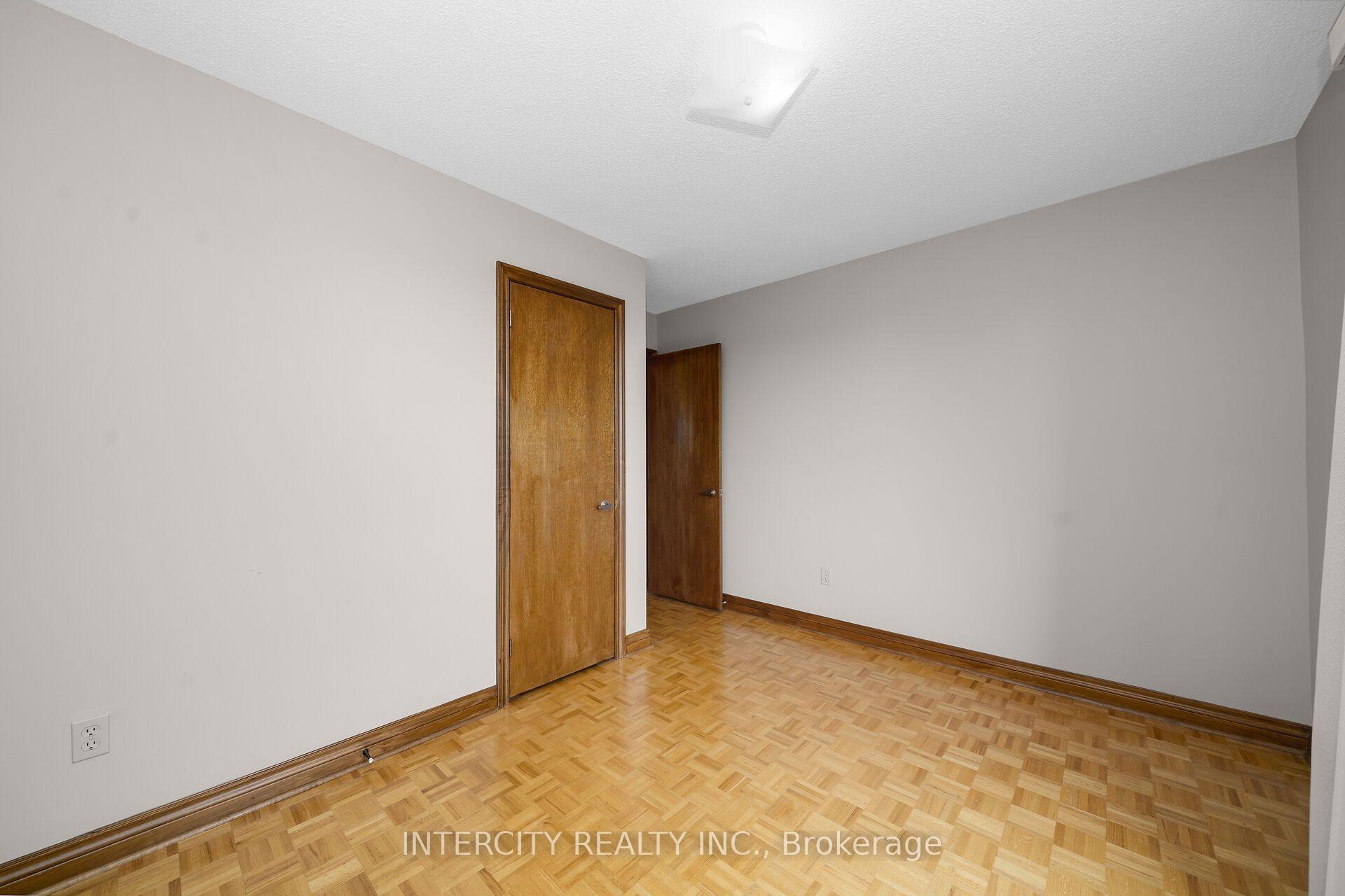 Photo 61 of 57 Kaiser Drive, Vaughan, West Woodbridge — HOMEH