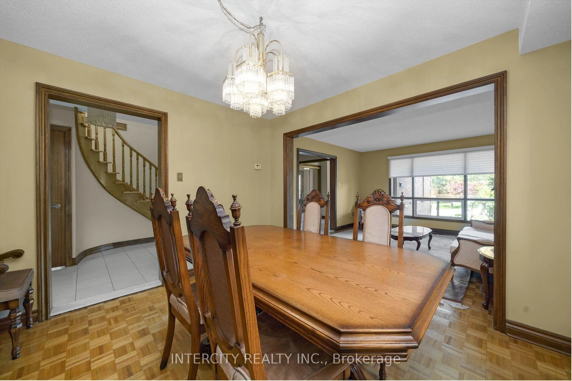 Photo 22 of 57 Kaiser Drive, Vaughan, West Woodbridge — HOMEH
