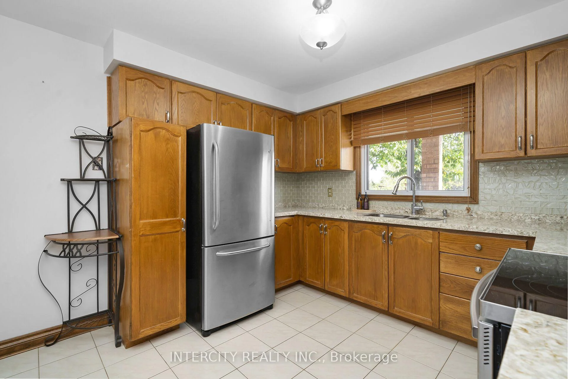 Photo 30 of 57 Kaiser Drive, Vaughan, West Woodbridge — HOMEH