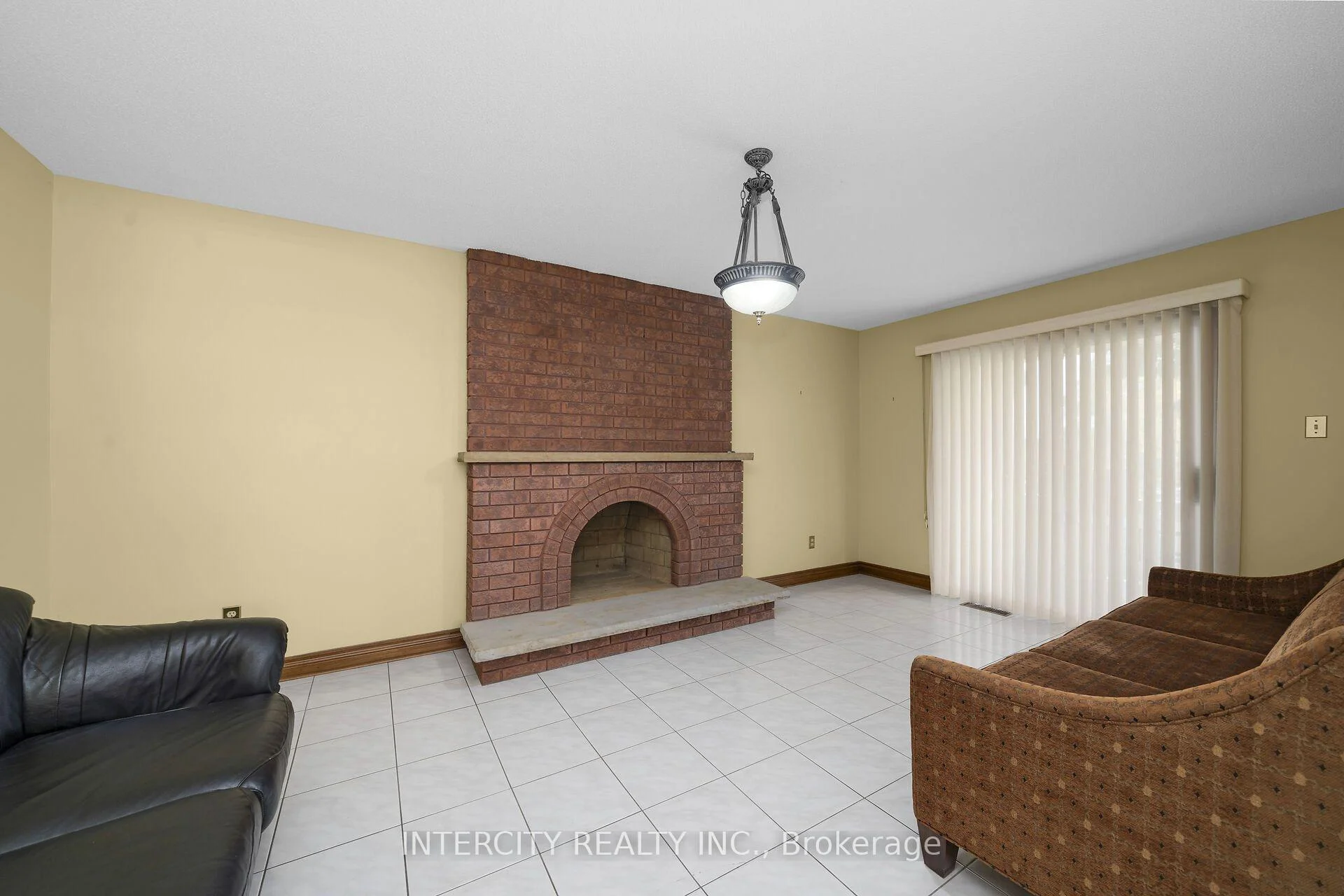 Photo 34 of 57 Kaiser Drive, Vaughan, West Woodbridge — HOMEH