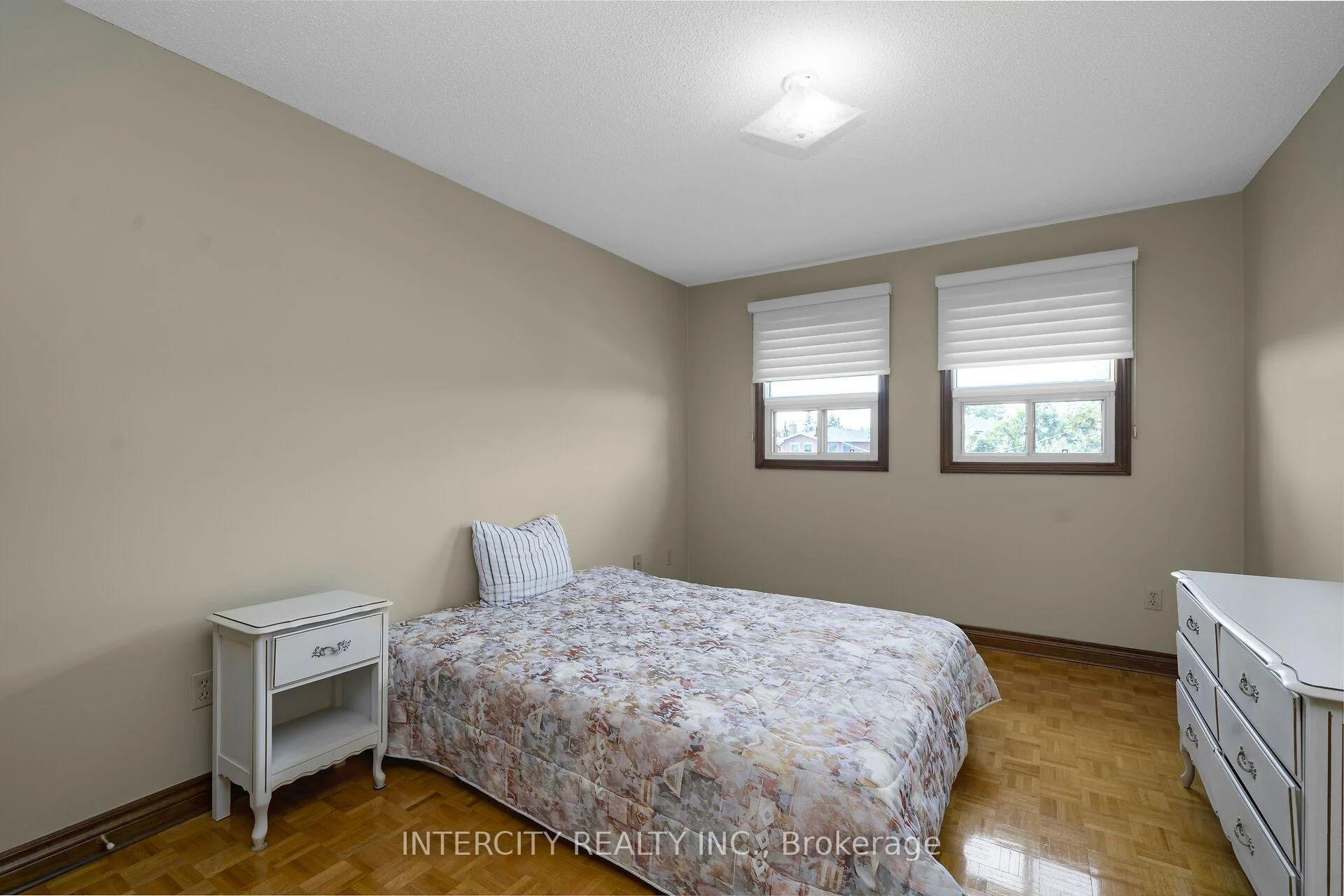 Photo 52 of 57 Kaiser Drive, Vaughan, West Woodbridge — HOMEH