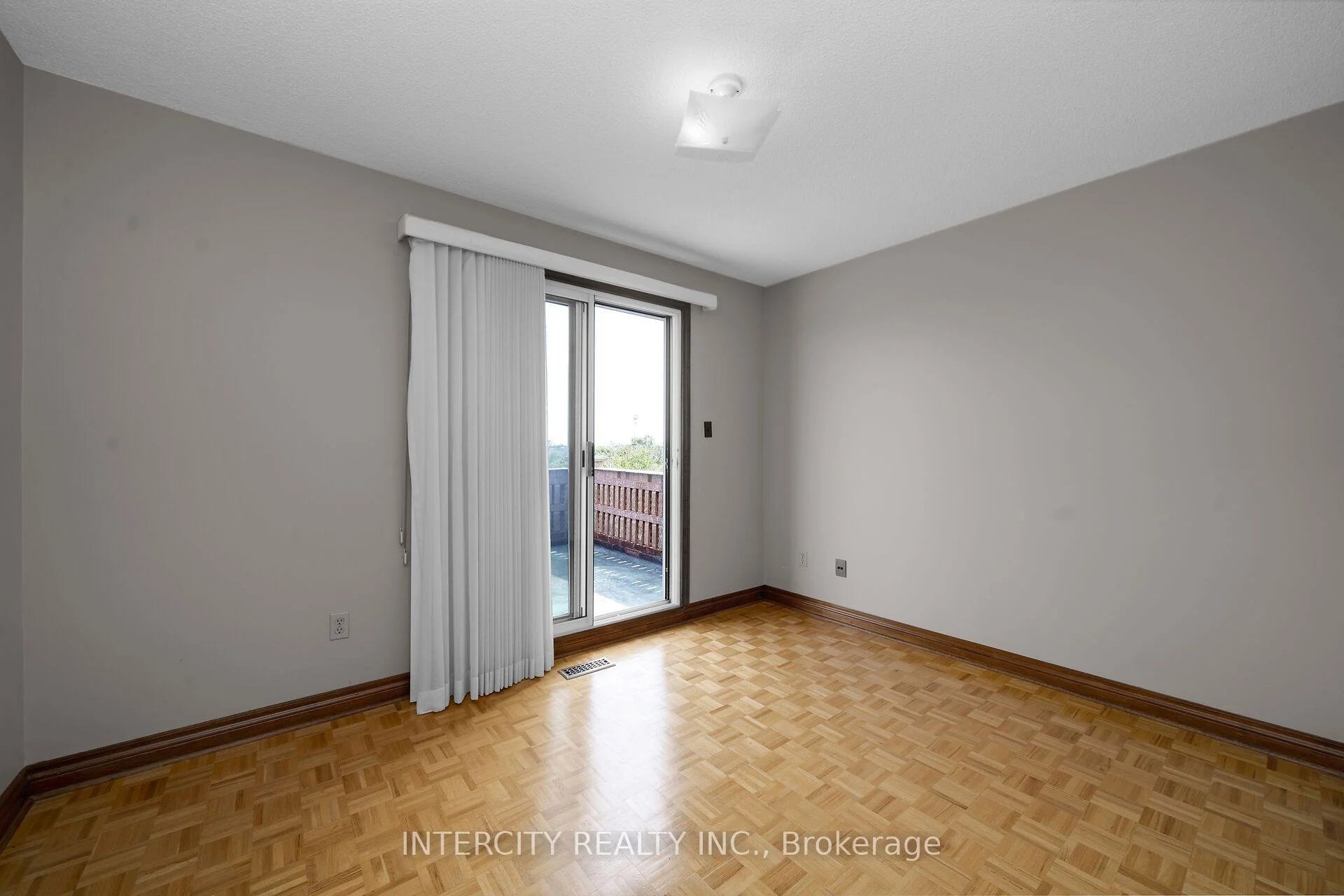 Photo 60 of 57 Kaiser Drive, Vaughan, West Woodbridge — HOMEH