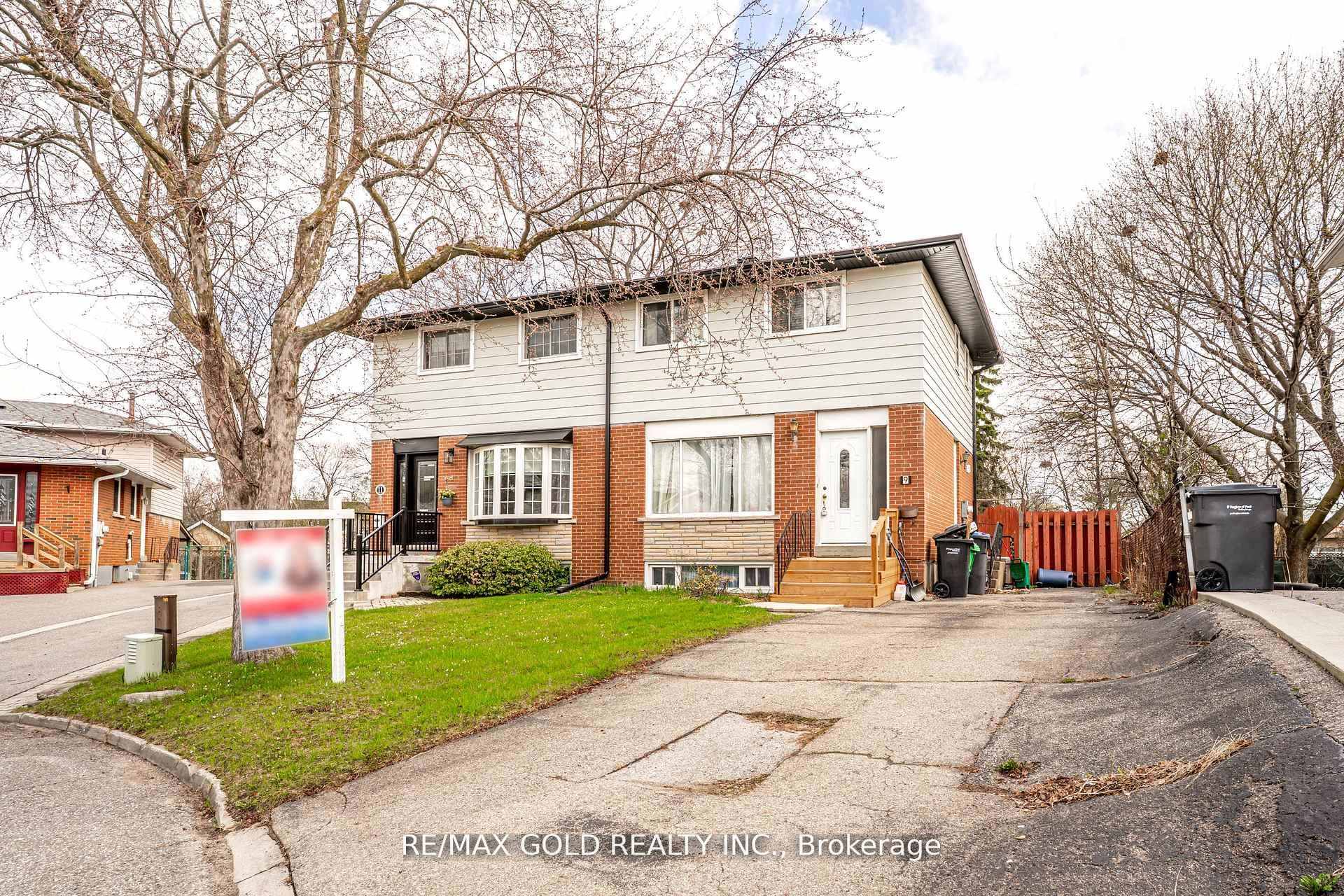Photo 3 of 9 Mordon Court, Brampton, Madoc — HOMEH