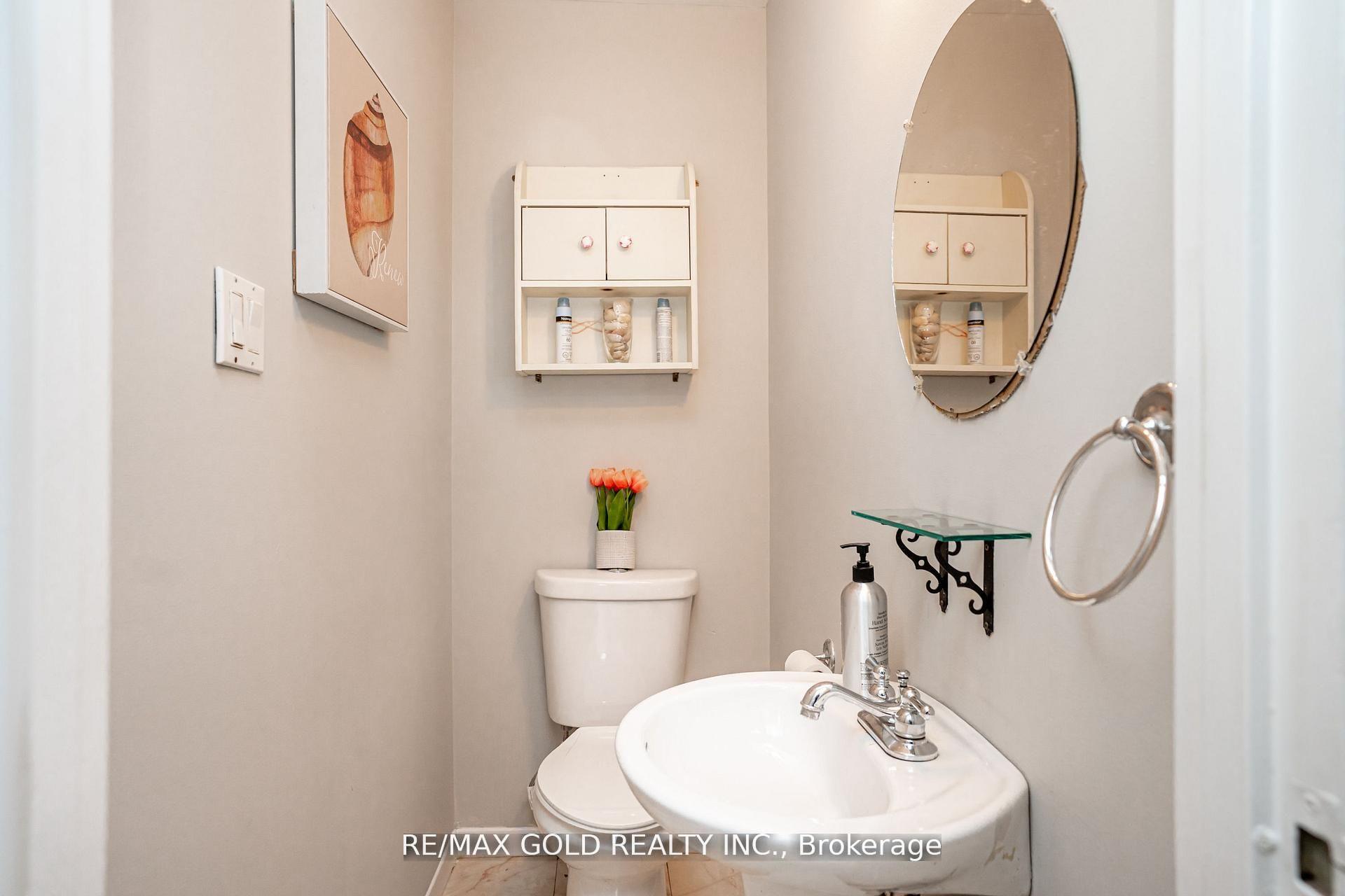 Photo 14 of 9 Mordon Court, Brampton, Madoc — HOMEH