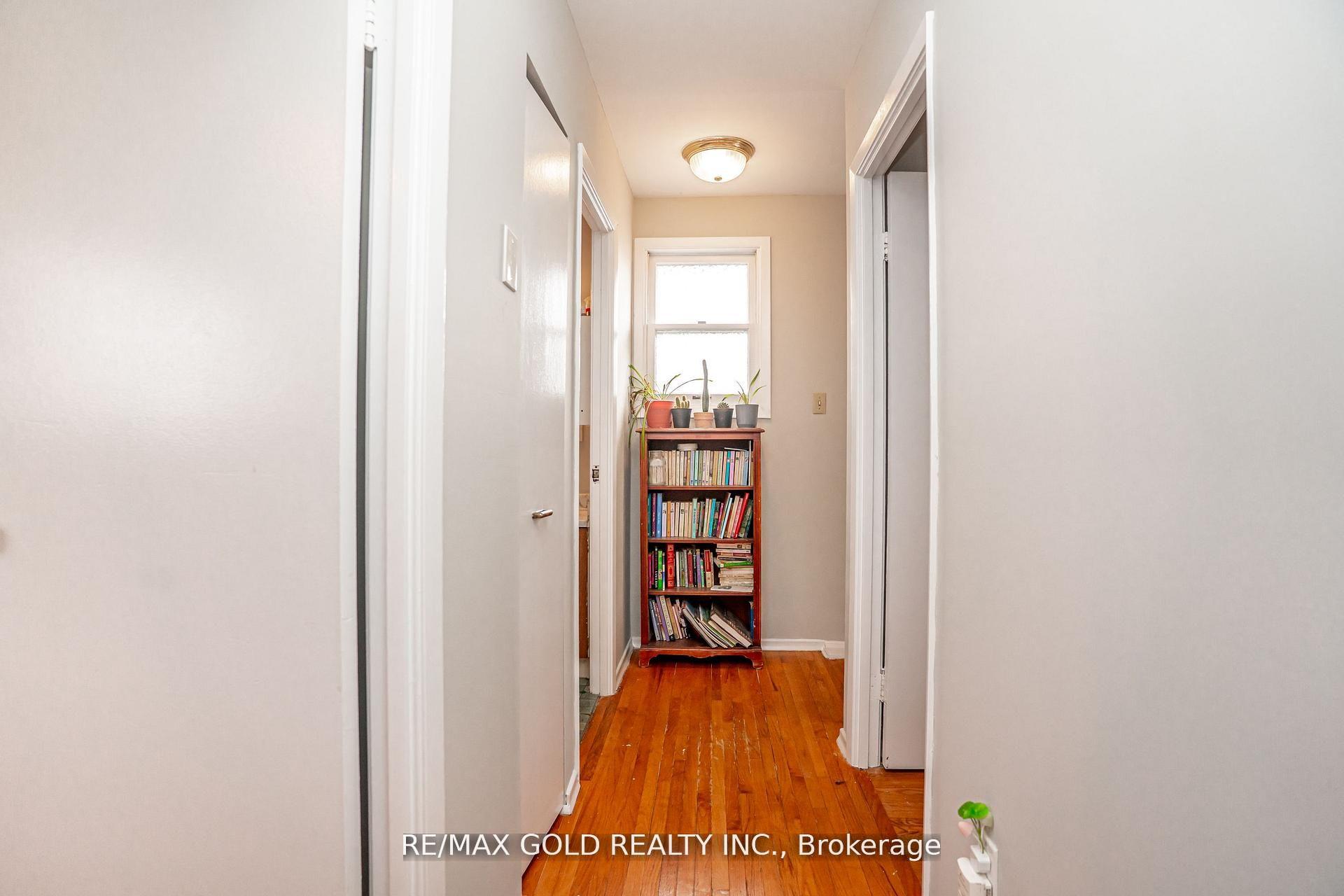 Photo 15 of 9 Mordon Court, Brampton, Madoc — HOMEH