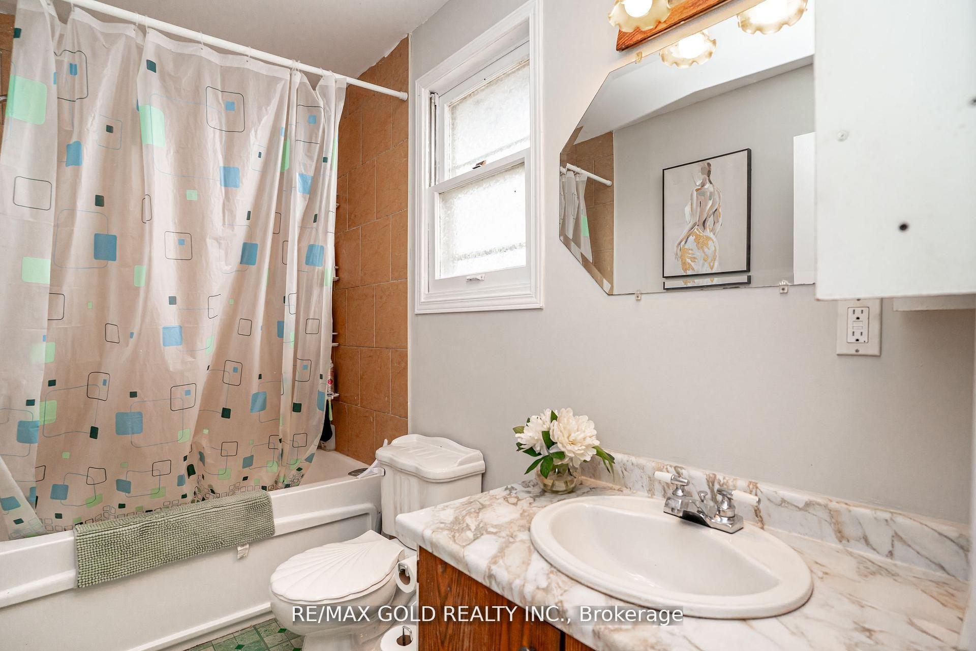 Photo 18 of 9 Mordon Court, Brampton, Madoc — HOMEH