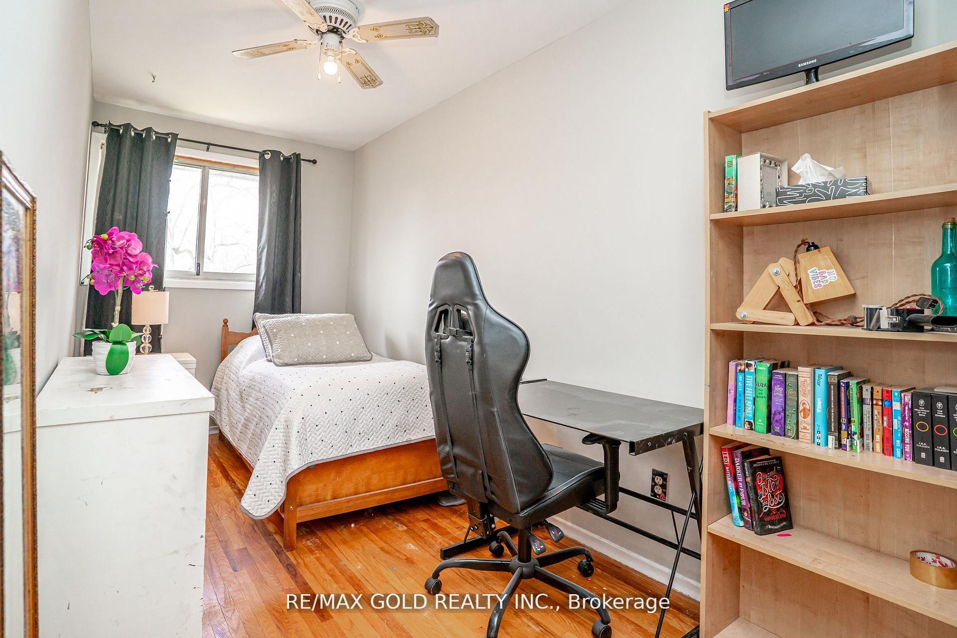 Photo 21 of 9 Mordon Court, Brampton, Madoc — HOMEH
