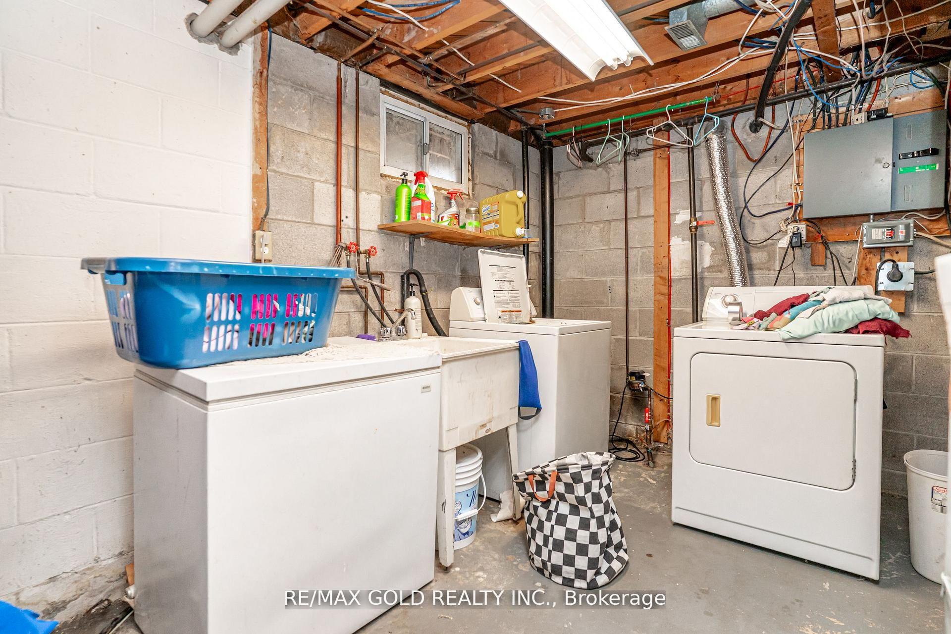 Photo 25 of 9 Mordon Court, Brampton, Madoc — HOMEH