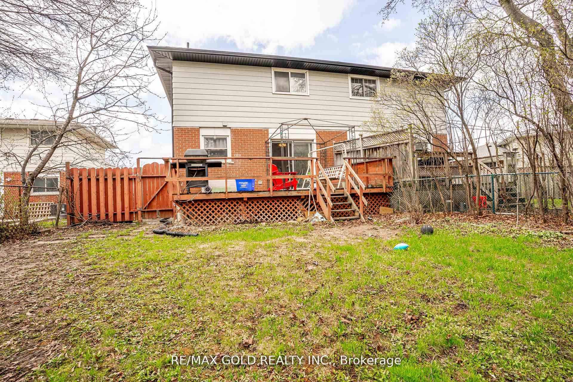 Photo 29 of 9 Mordon Court, Brampton, Madoc — HOMEH