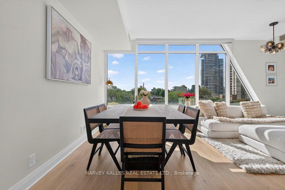 Photo 5 of Unit 510, 151 Avenue Road, Toronto, The Annex — HOMEH