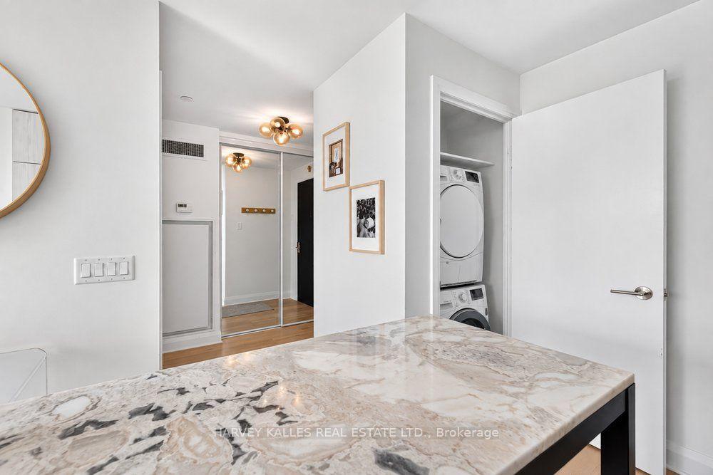 Photo 16 of Unit 510, 151 Avenue Road, Toronto, The Annex — HOMEH